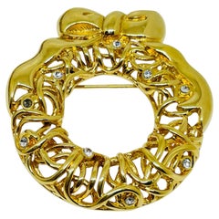 MONET broche de diseño con corona de flores en tono dorado vintage firmado