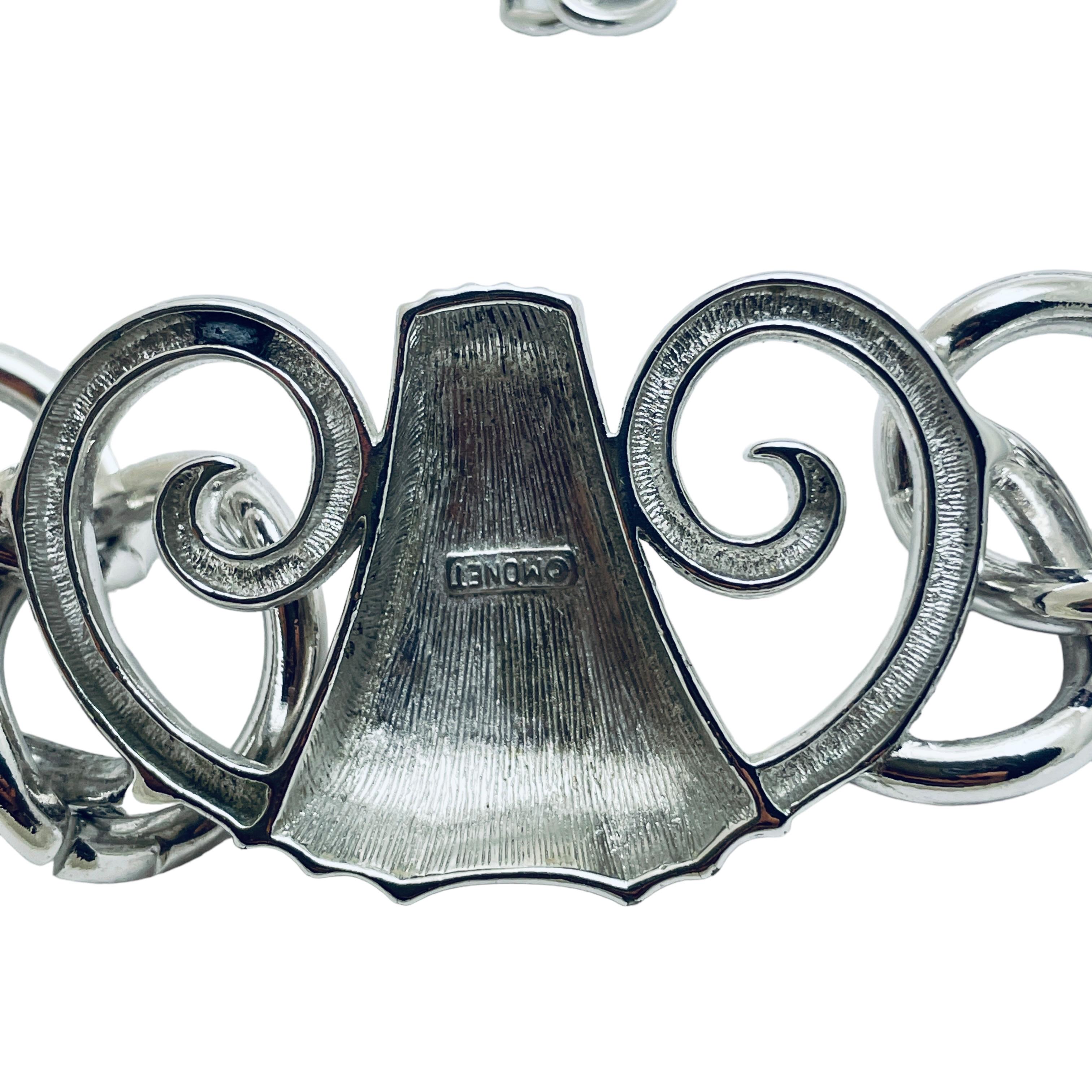 Donna Monet firmata collana vintage con catena d'argento di design in vendita