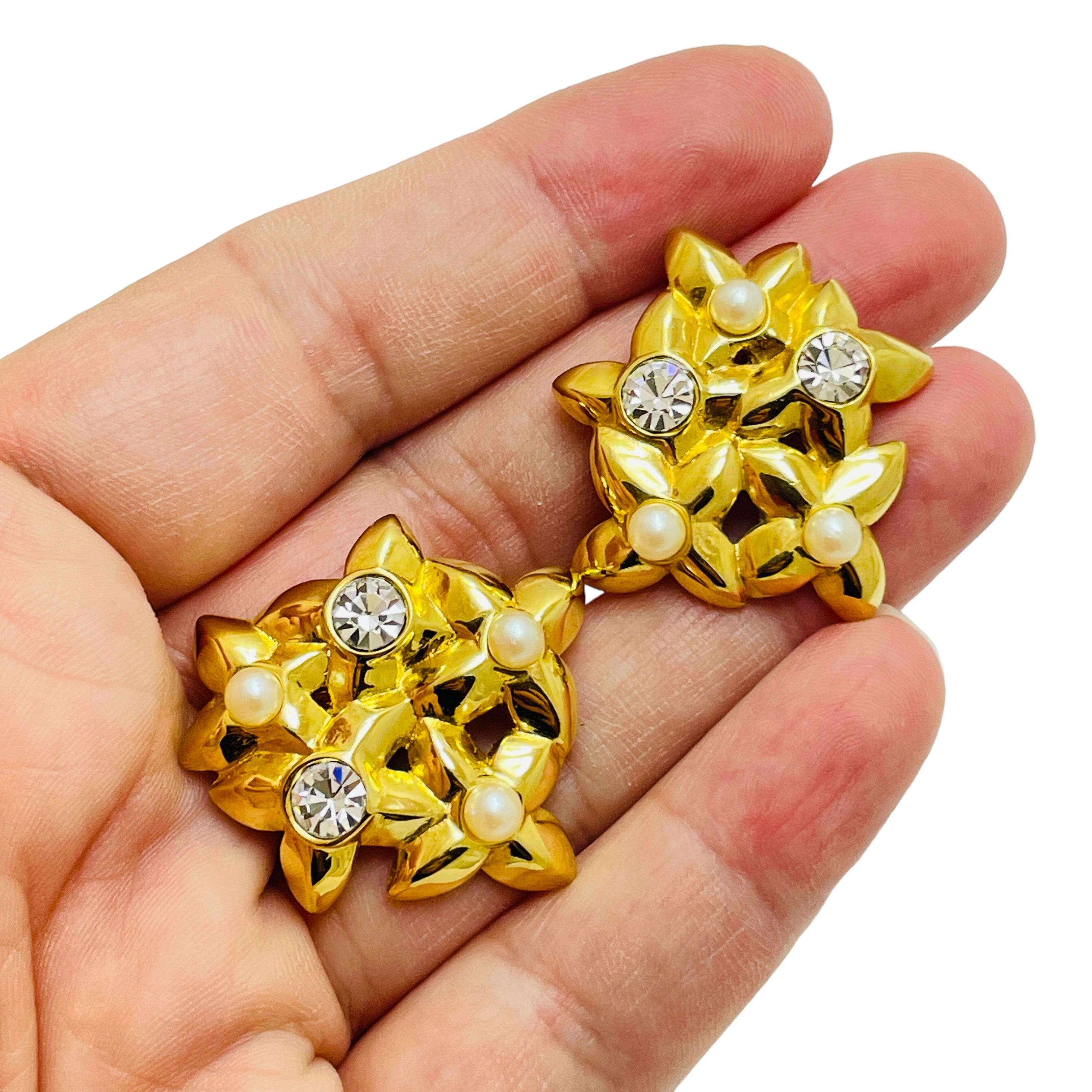 Women's MONET vintage gold tone pearl rhinestones designer clip on earrings For Sale