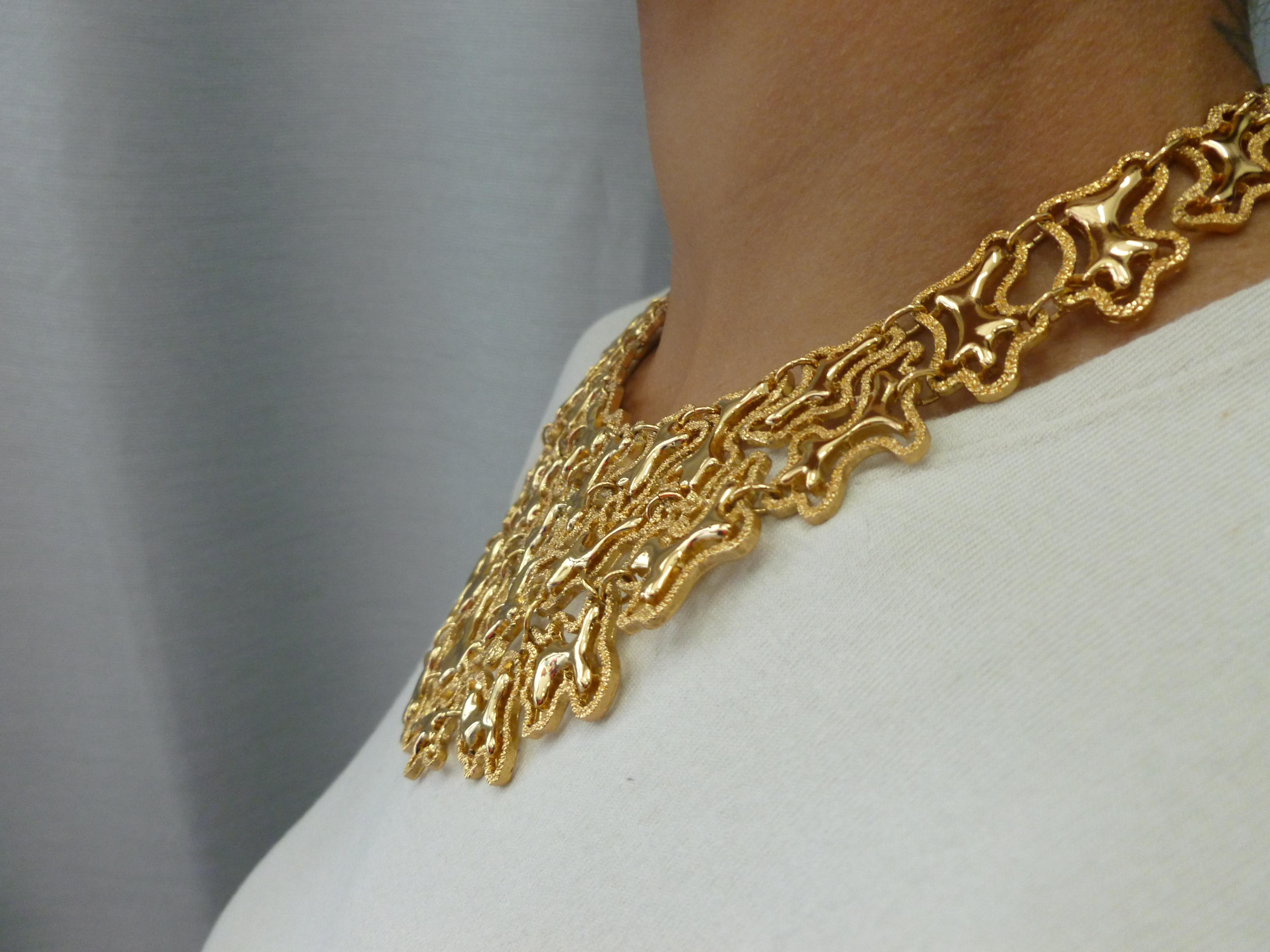 Monet Vintage Sculptural Gold Tone Bib Abstract Design Necklace 8