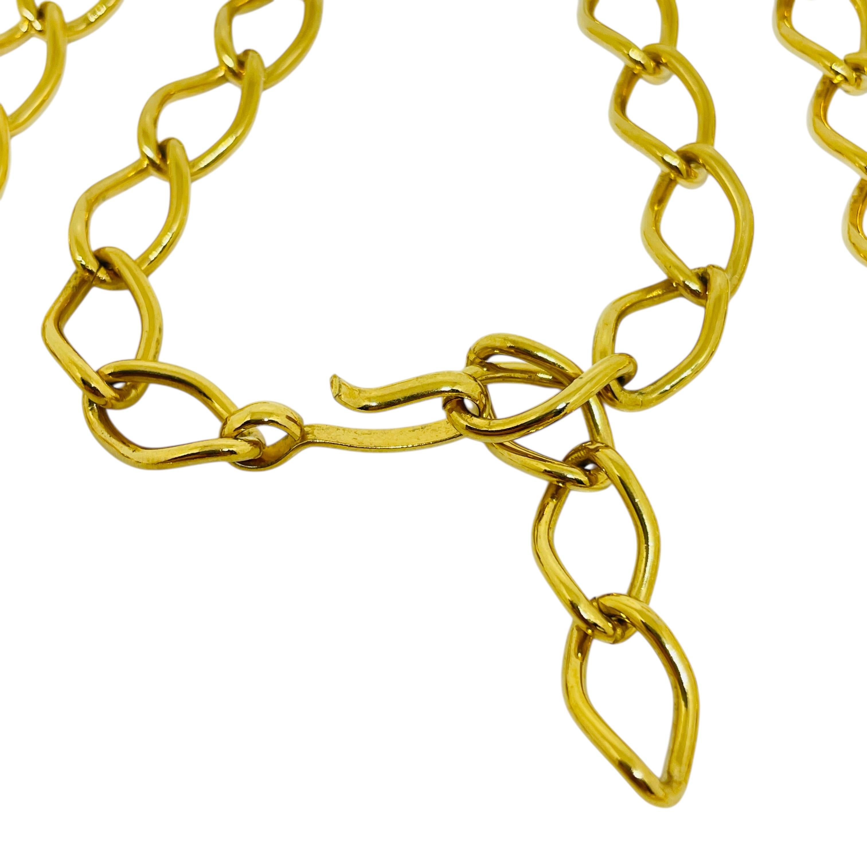 Women's or Men's MONET vintage signed gold tone pink enamel designer chain necklace For Sale