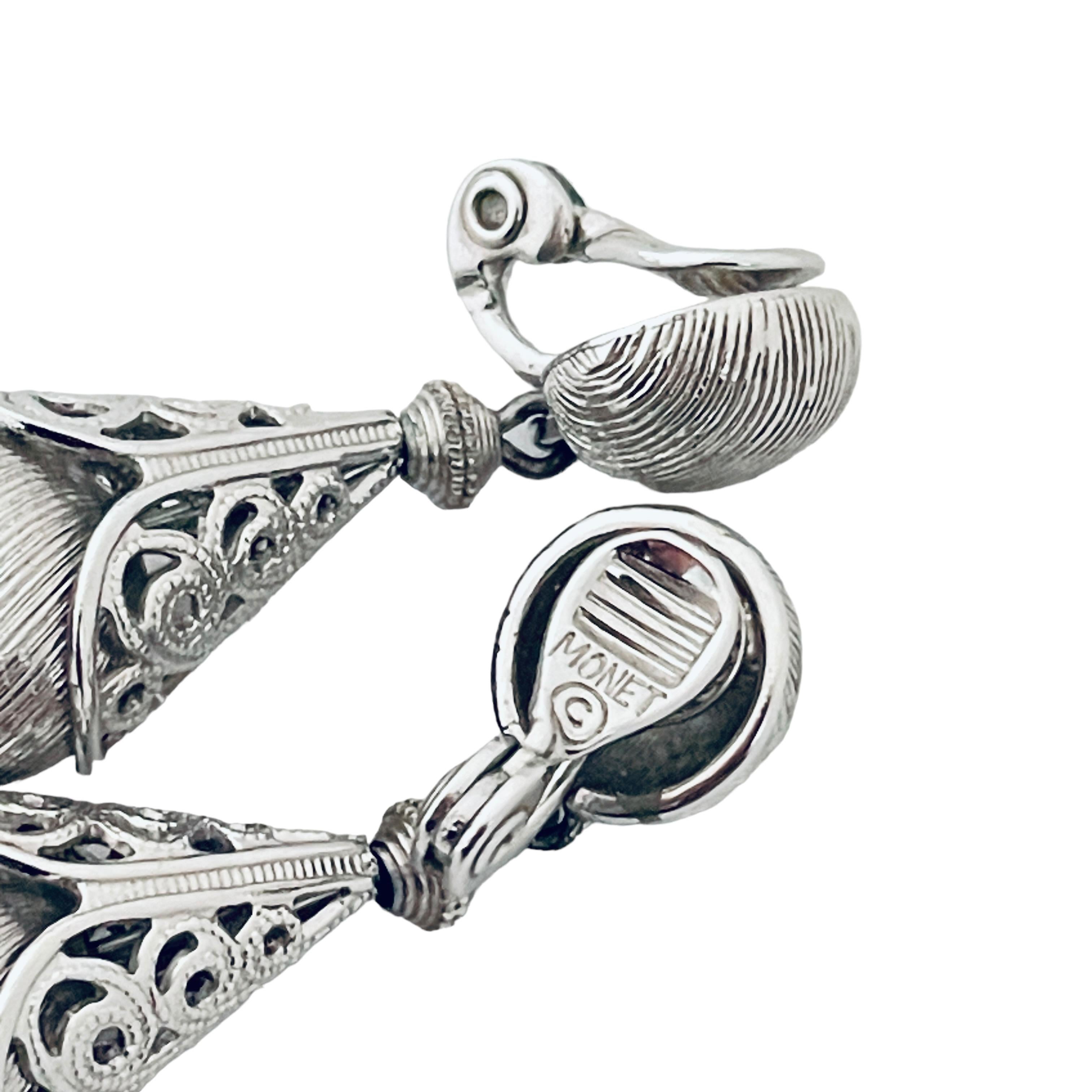 MONET vintage silver dangle designer runway clip on earrings In Good Condition For Sale In Palos Hills, IL