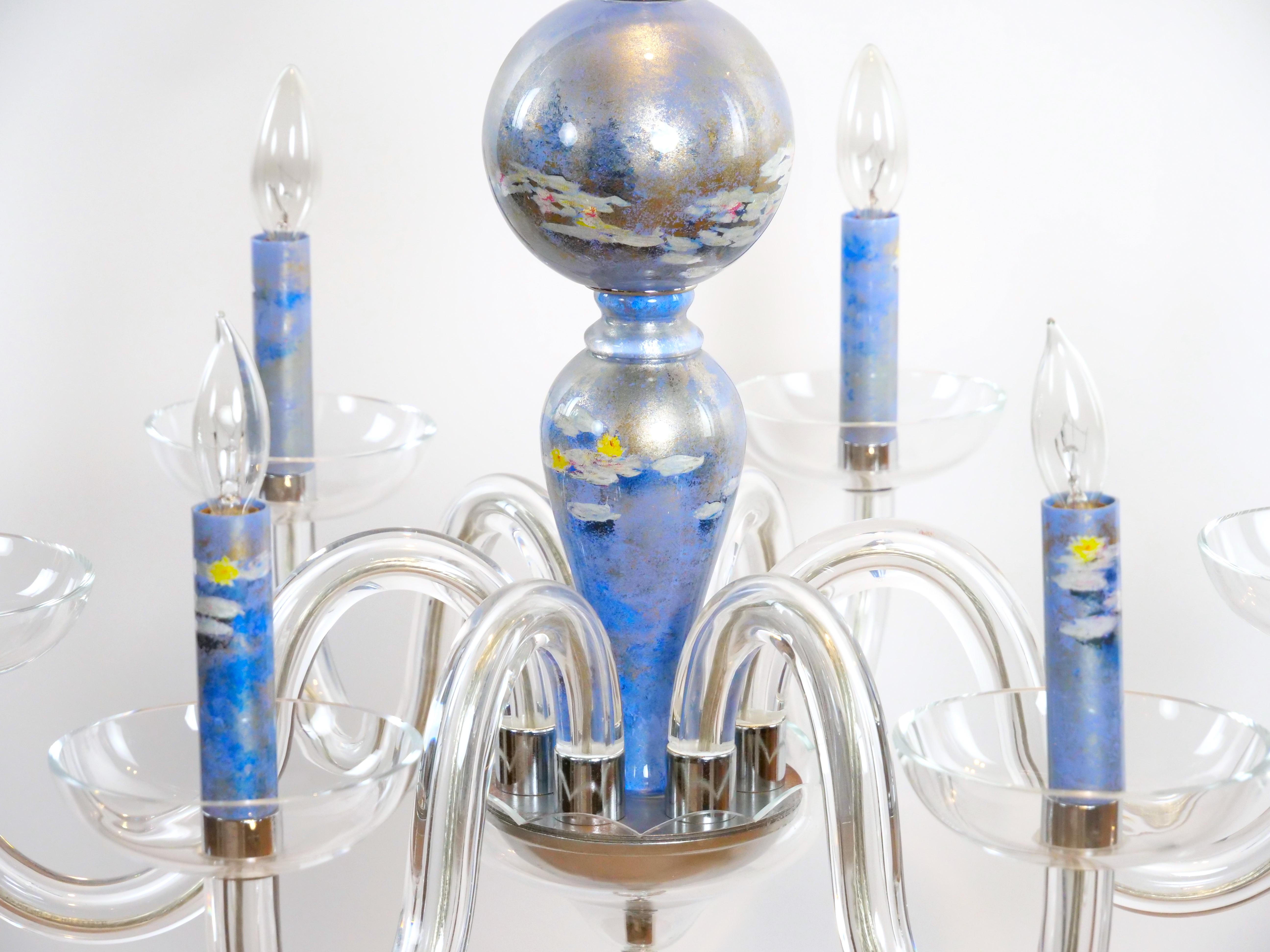 Monet, Wasserlilien-Kronleuchter aus versilbertem Decoupage-Glas, Blau (Italienisch) im Angebot