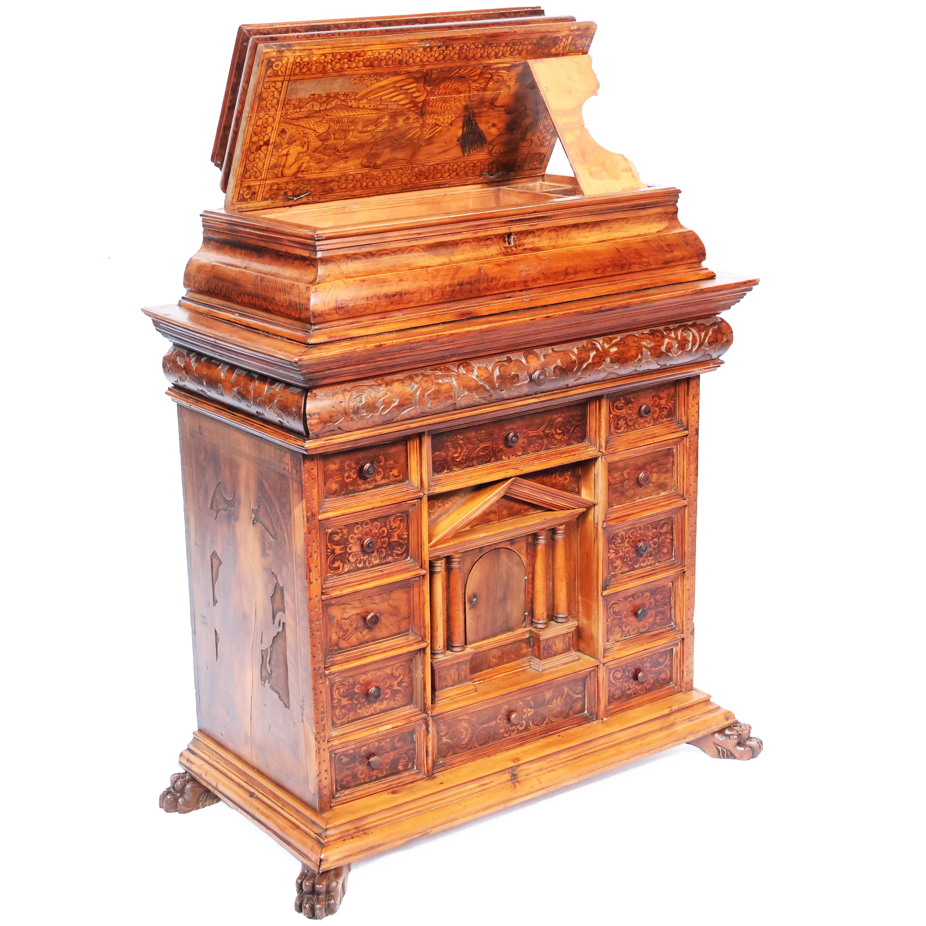 Italian Monetiere in legno, Nord Italia, fine XVIII secolo inizi XIX secolo in vendita