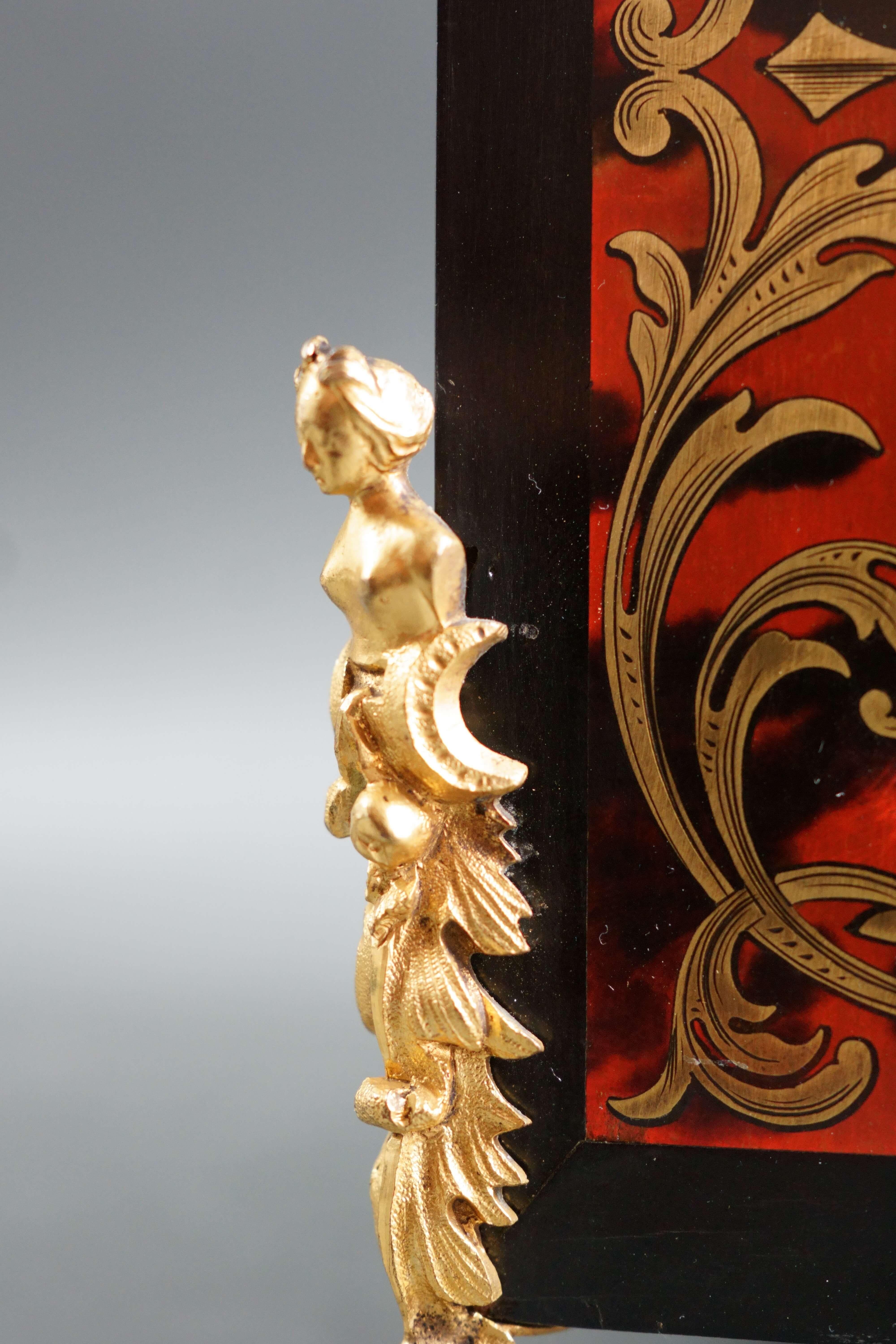 Marqueterie Boulle coin cabinet signed 