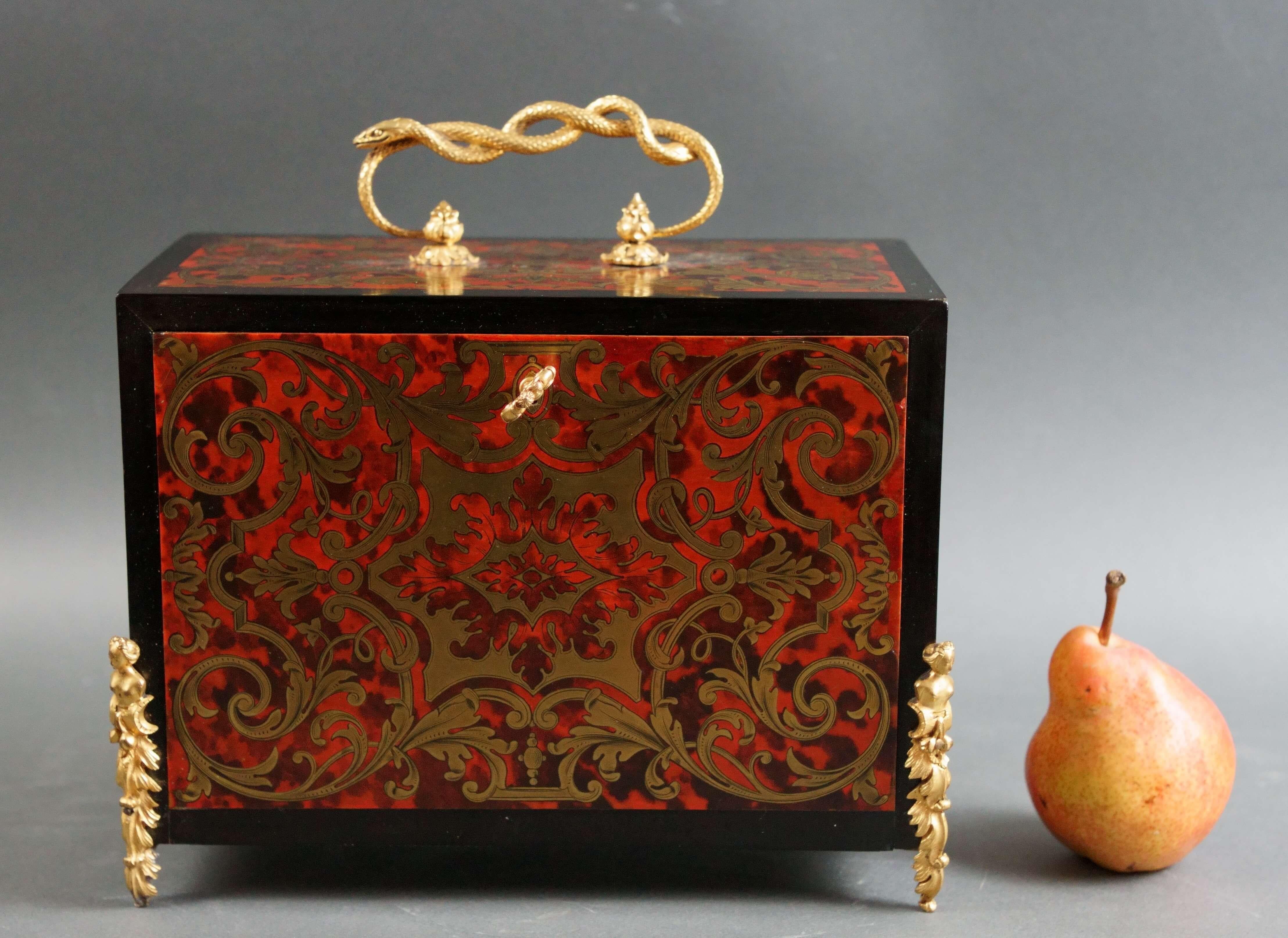 Marqueterie Boulle coin cabinet signed 