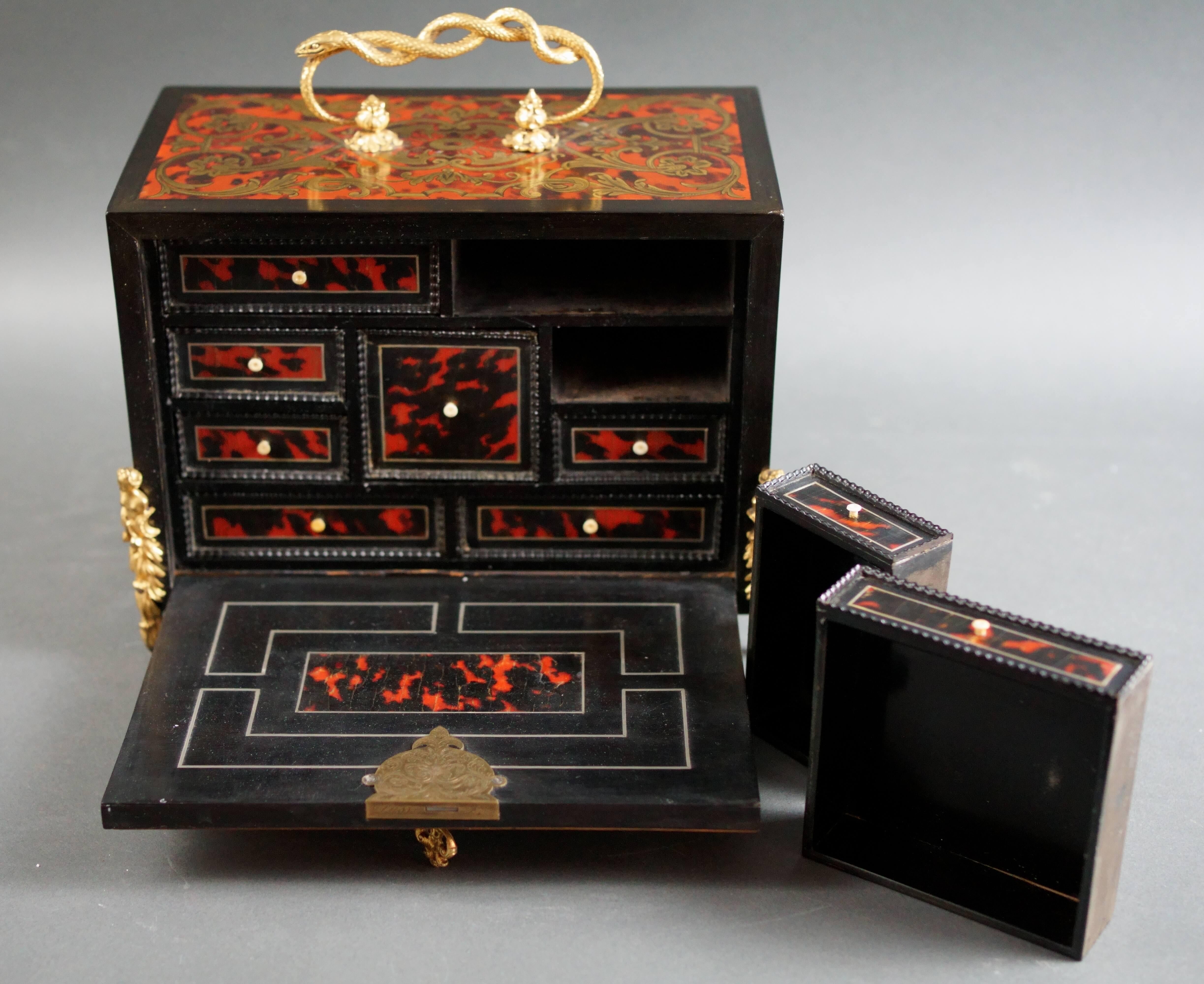Marqueterie Boulle coin cabinet signed 