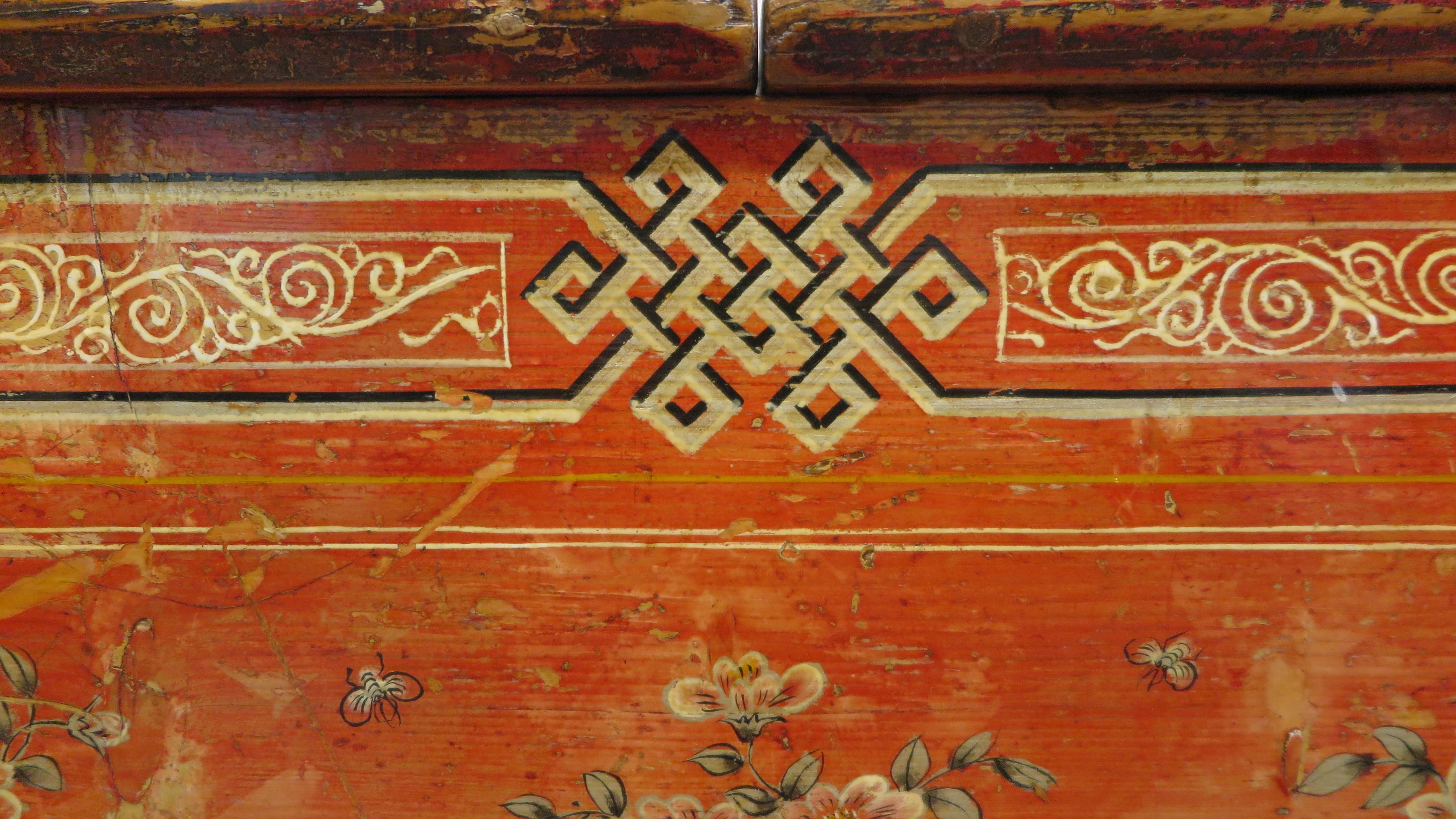 Mongolian Painted Trunk  For Sale 4