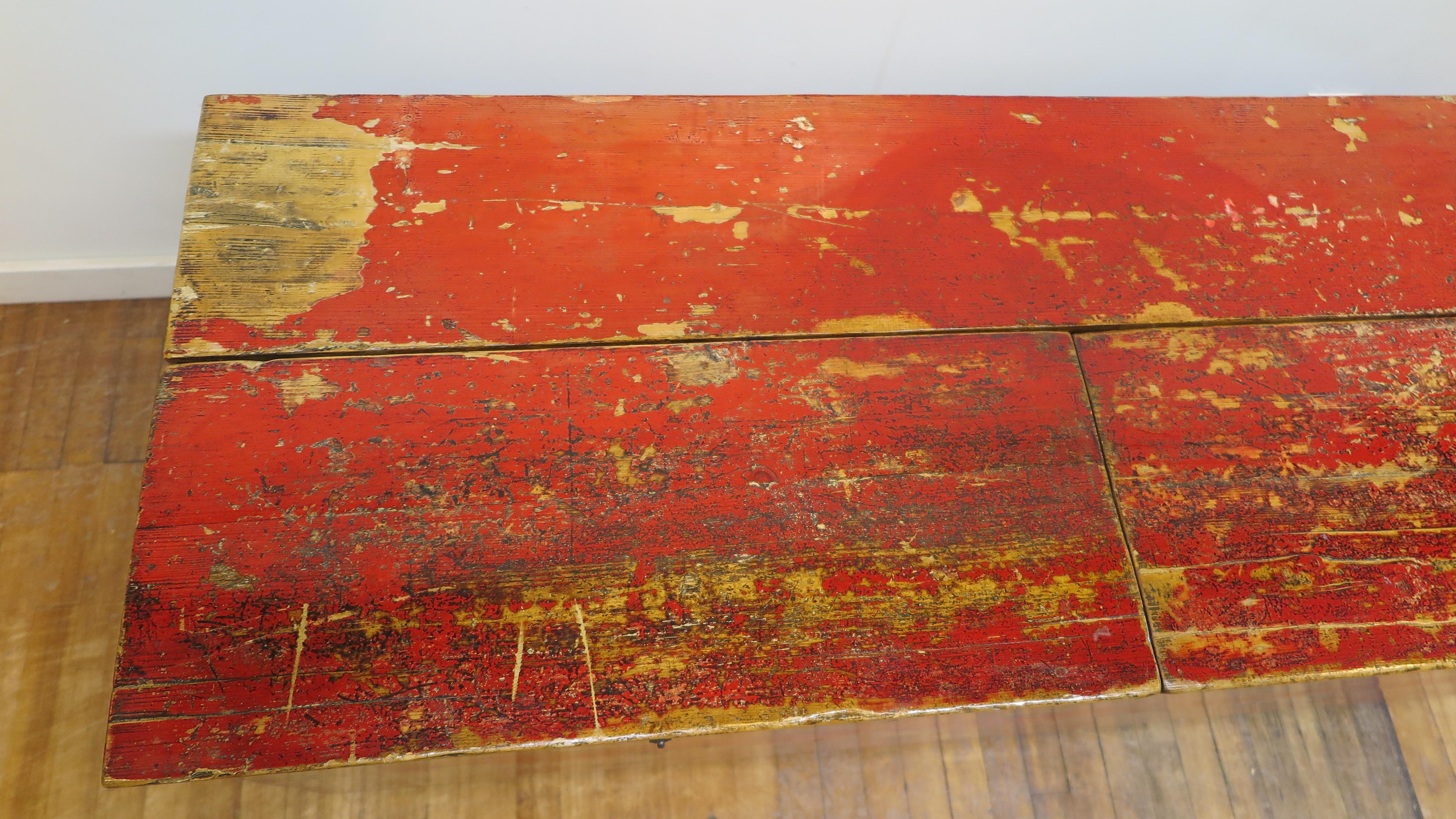 Mongolian Painted Trunk  In Good Condition For Sale In New York, NY