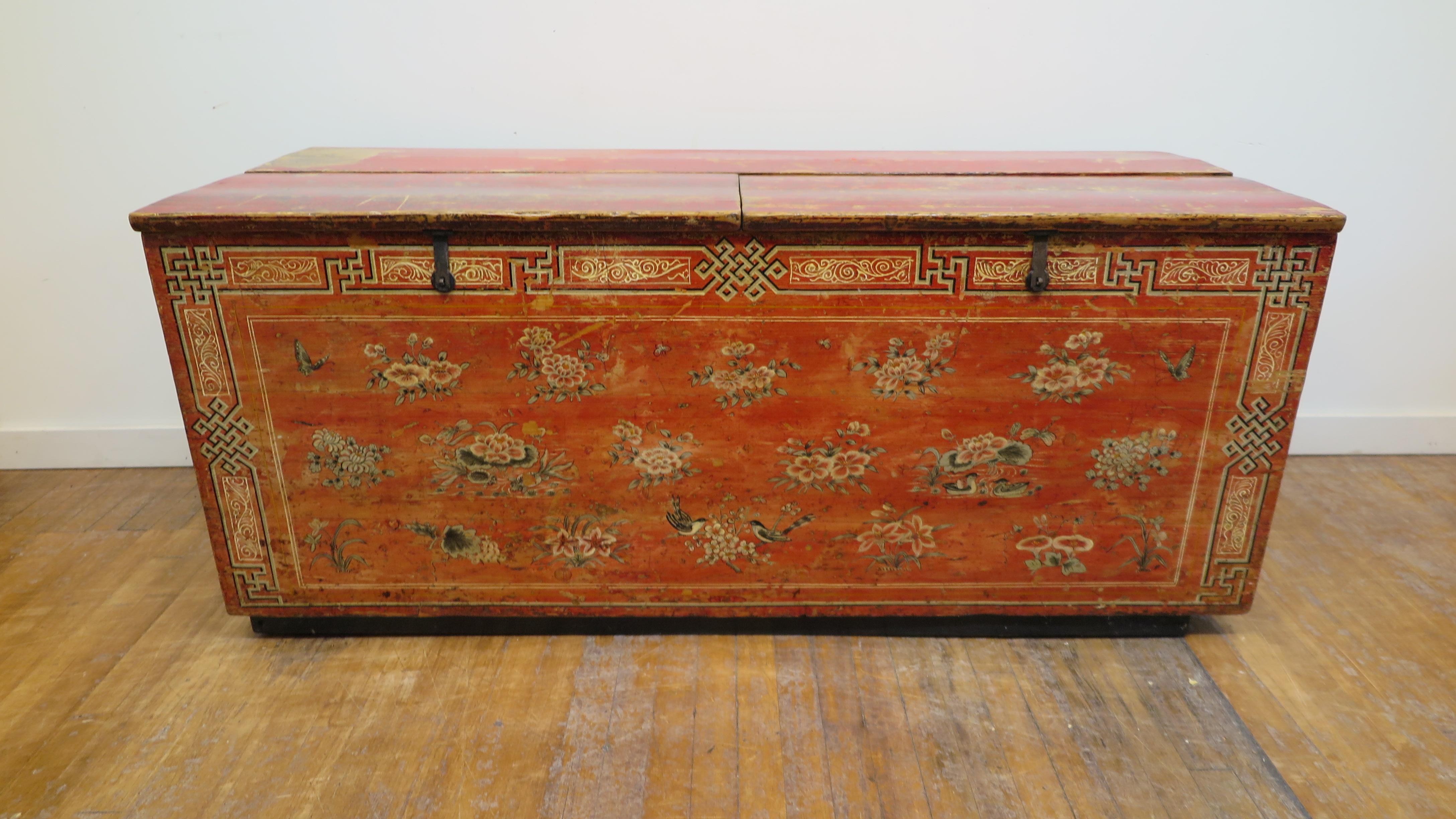 Mongolian Painted Trunk  For Sale 2