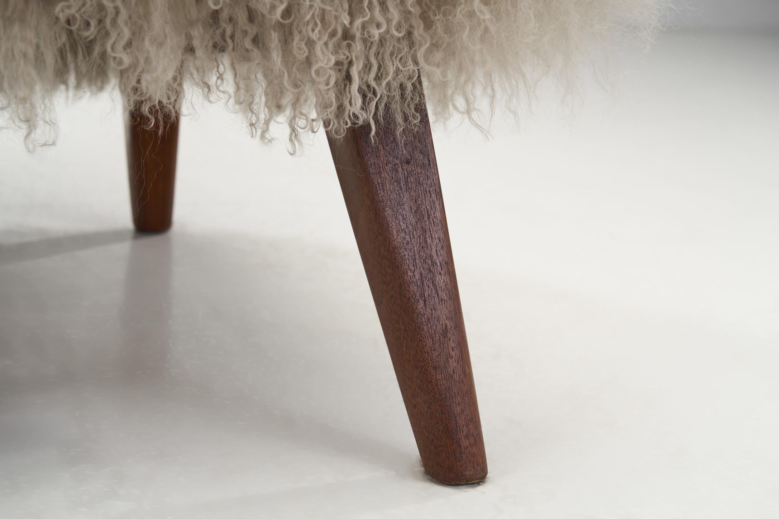 Mongolian Shearling Easy Chair with Tapered Wood Legs, Europe ca 1950s For Sale 4
