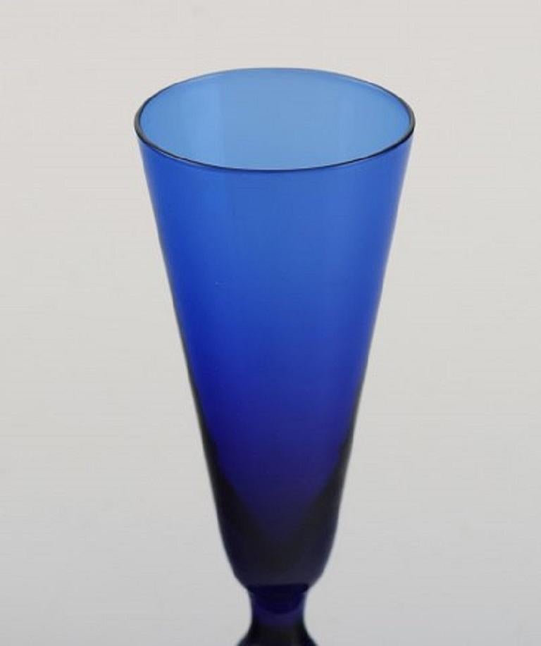 Scandinavian Modern Monica Bratt for Reijmyre, 17 Small Cocktail Glasses in Blue Mouth Blown Glass For Sale