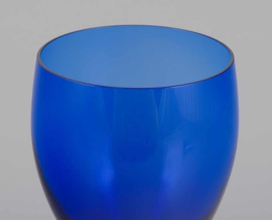 Late 20th Century Monica Bratt for Reijmyre. Set of six red wine glasses in blue art glass. For Sale