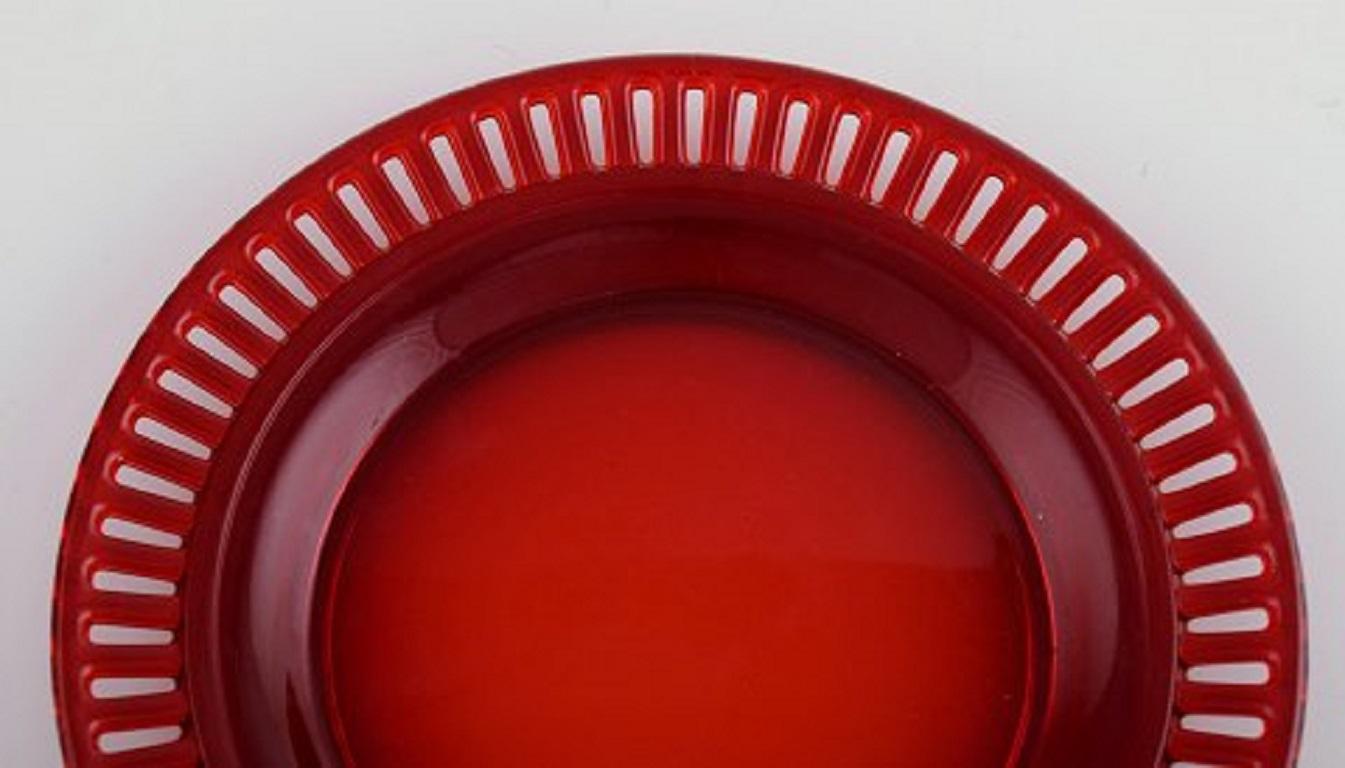 Scandinavian Modern Monica Bratt for Reijmyre, Six Plates in Red Mouth-Blown Art Glass, 1950s / 60s For Sale
