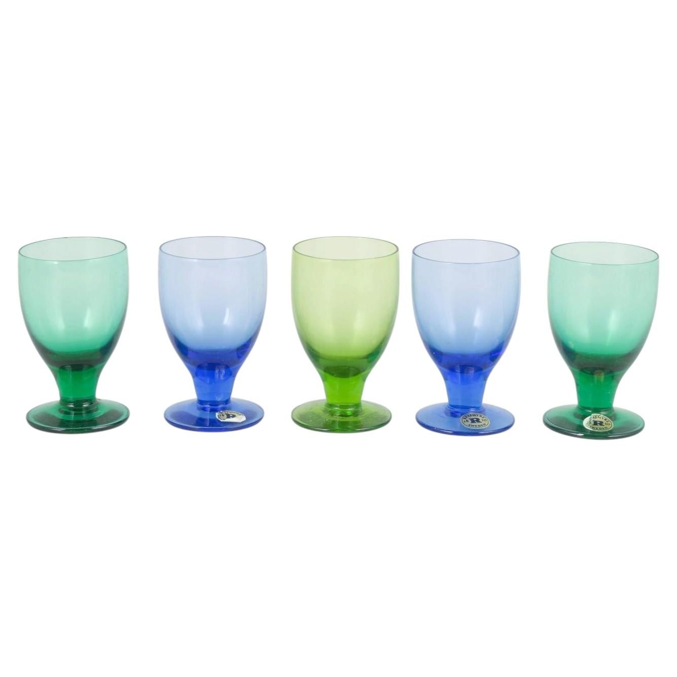 Monica Bratt pour Reijmyre, Suède. Lot de cinq verres à schnaps. Années 1960/1970