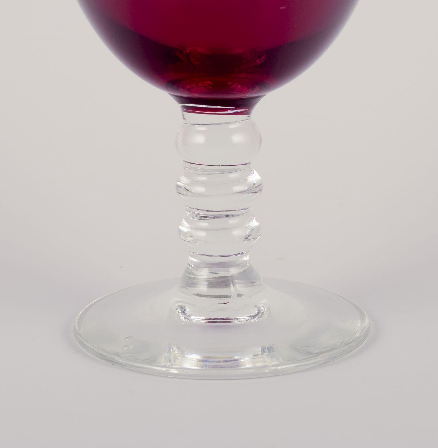 Verre d'art Monica Bratt pour Reijmyre, Suède. Ensemble de six verres à vin 