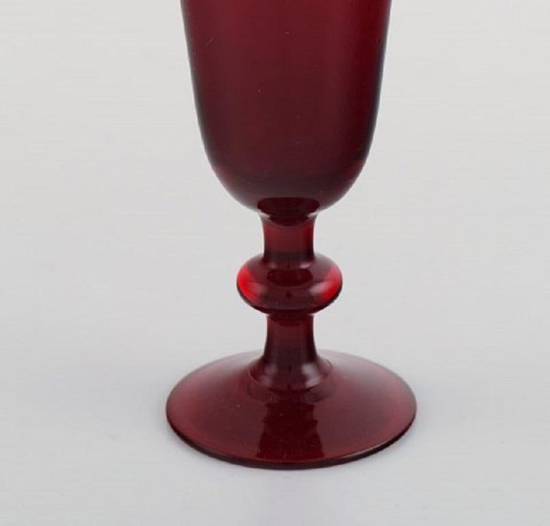 Monica Bratt for Reijmyre, Twelve Liqueur Glasses in Red Mouth Blown Art Glass In Excellent Condition For Sale In Copenhagen, DK