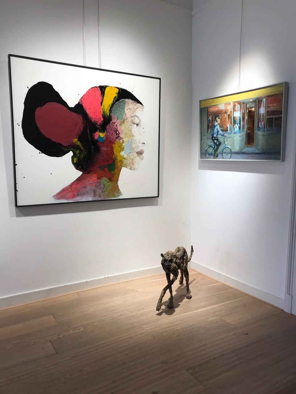 ''Todos los días'' Pintura al óleo contemporánea de una chica en una bicicleta verde en venta 4