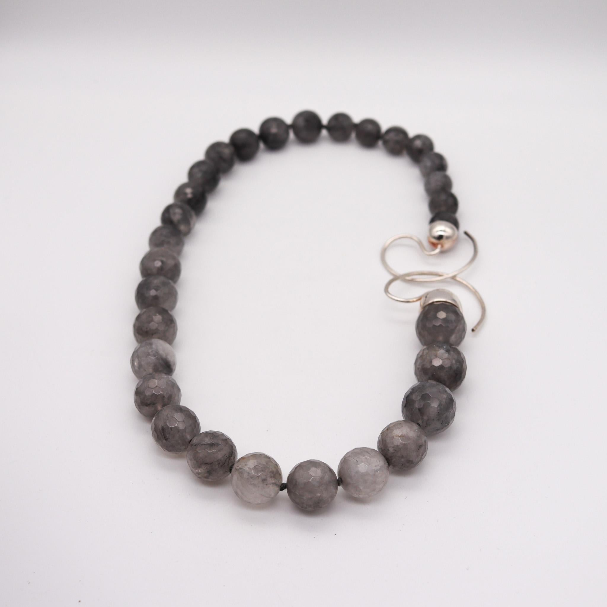 Gray agate necklace designed by Monica Coscioni. 

Gorgeous modernist necklace, created in the city of Orvieto Italy at the jewelry atelier of the designer Monica Coscioni. This beautiful necklace has been crafted in solid .925/.999 sterling silver,