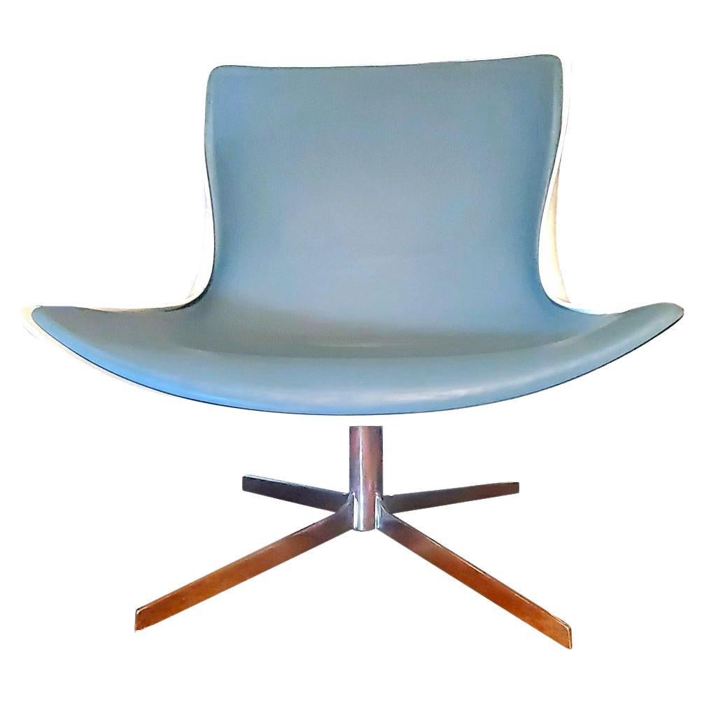 Monica Förster for Bernhardt Blue Leather and White Enamel Swivel Vika Chair For Sale