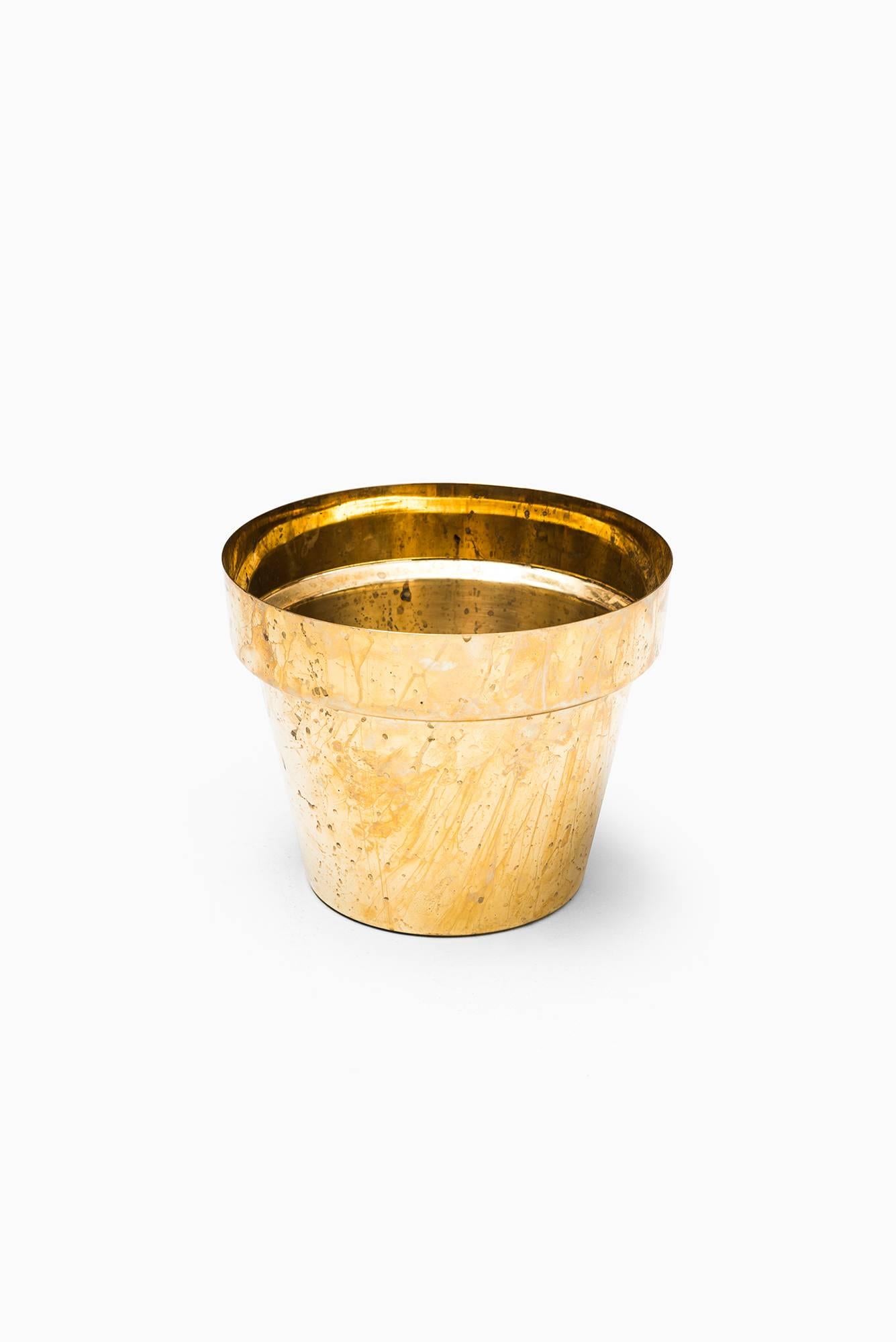 brass flower pots