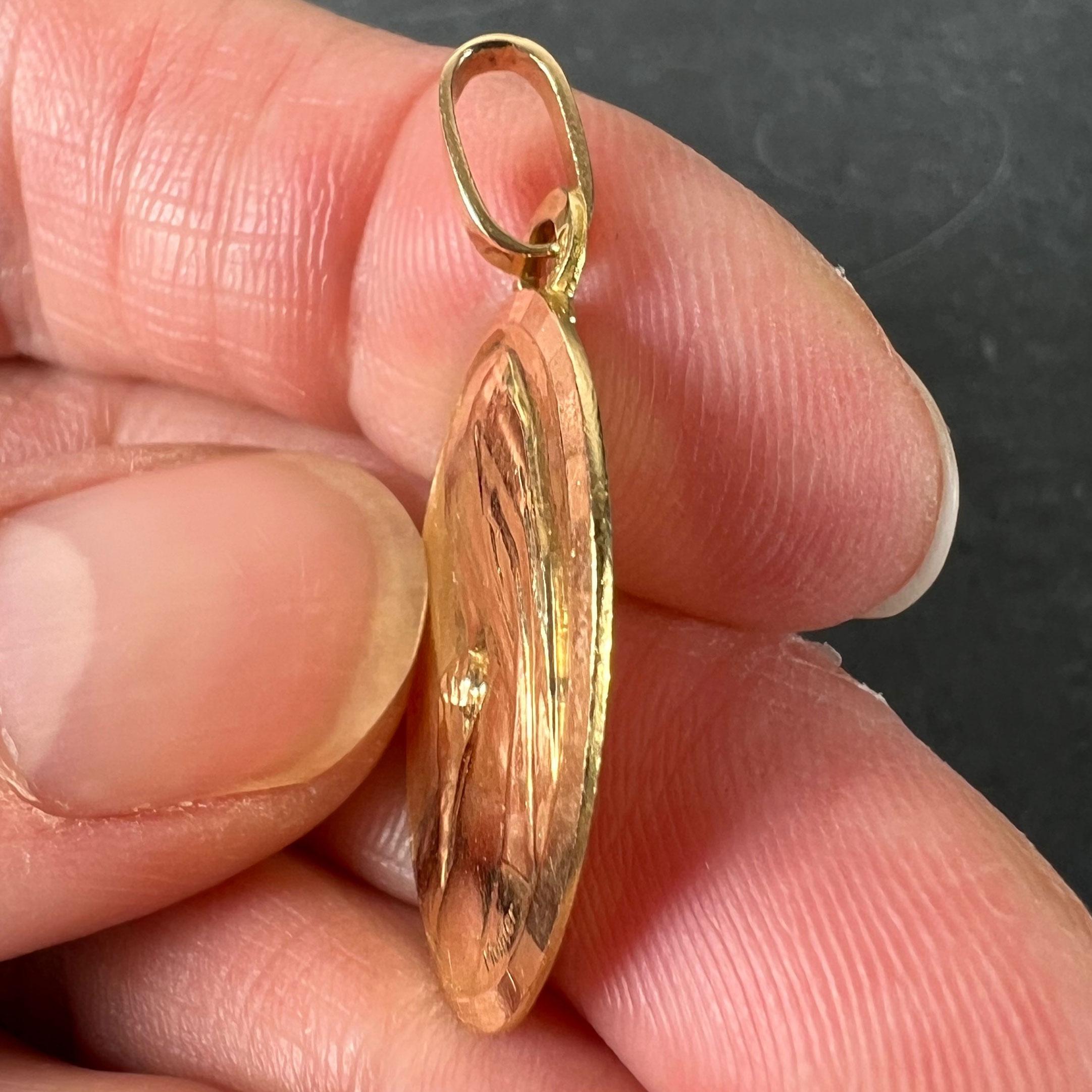 Monier Perriat French Virgin Mary Oval 18K Yellow Gold Pendant Medal For Sale 3