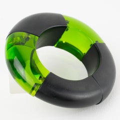 Monies - Bracelet stretch massif en résine noire et acrylique vert