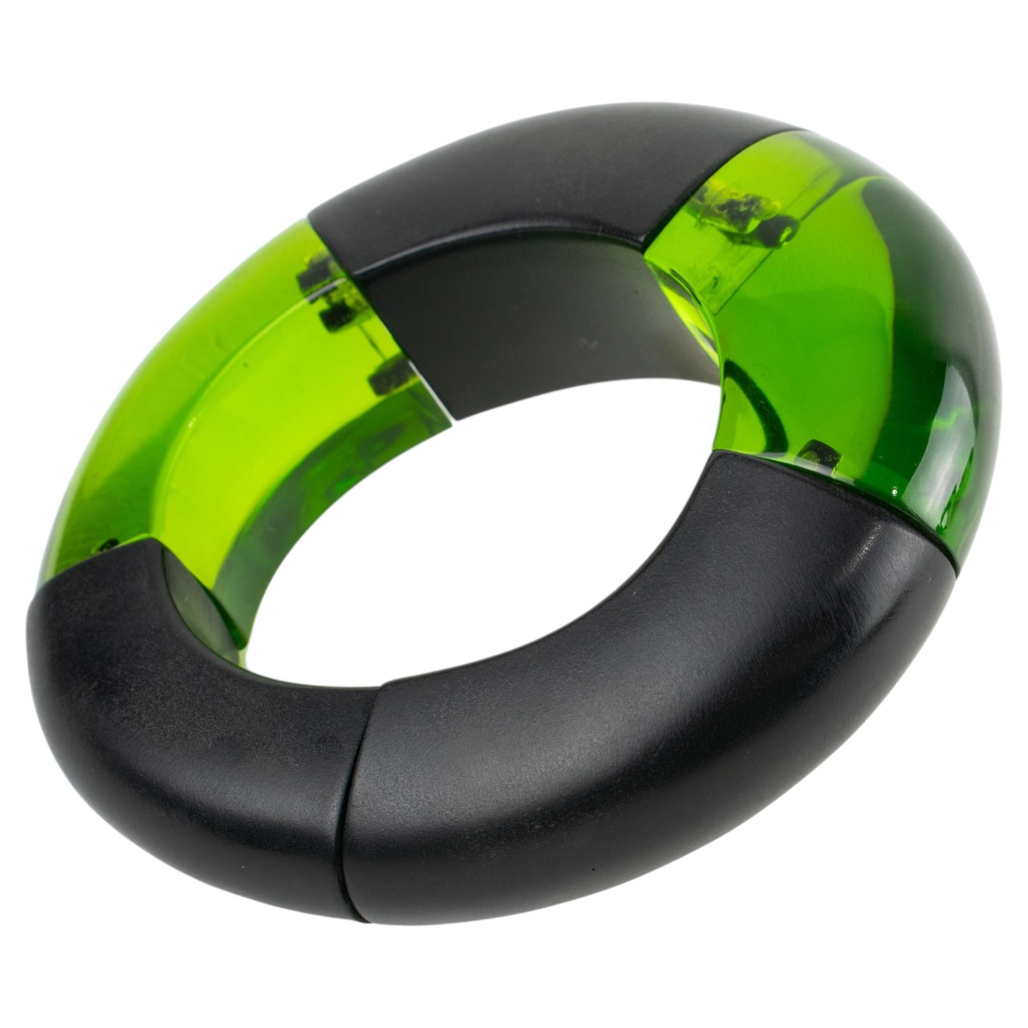 Monies Black Resin and Green Acrylic Massive Stretch Bracelet Bangle For Sale