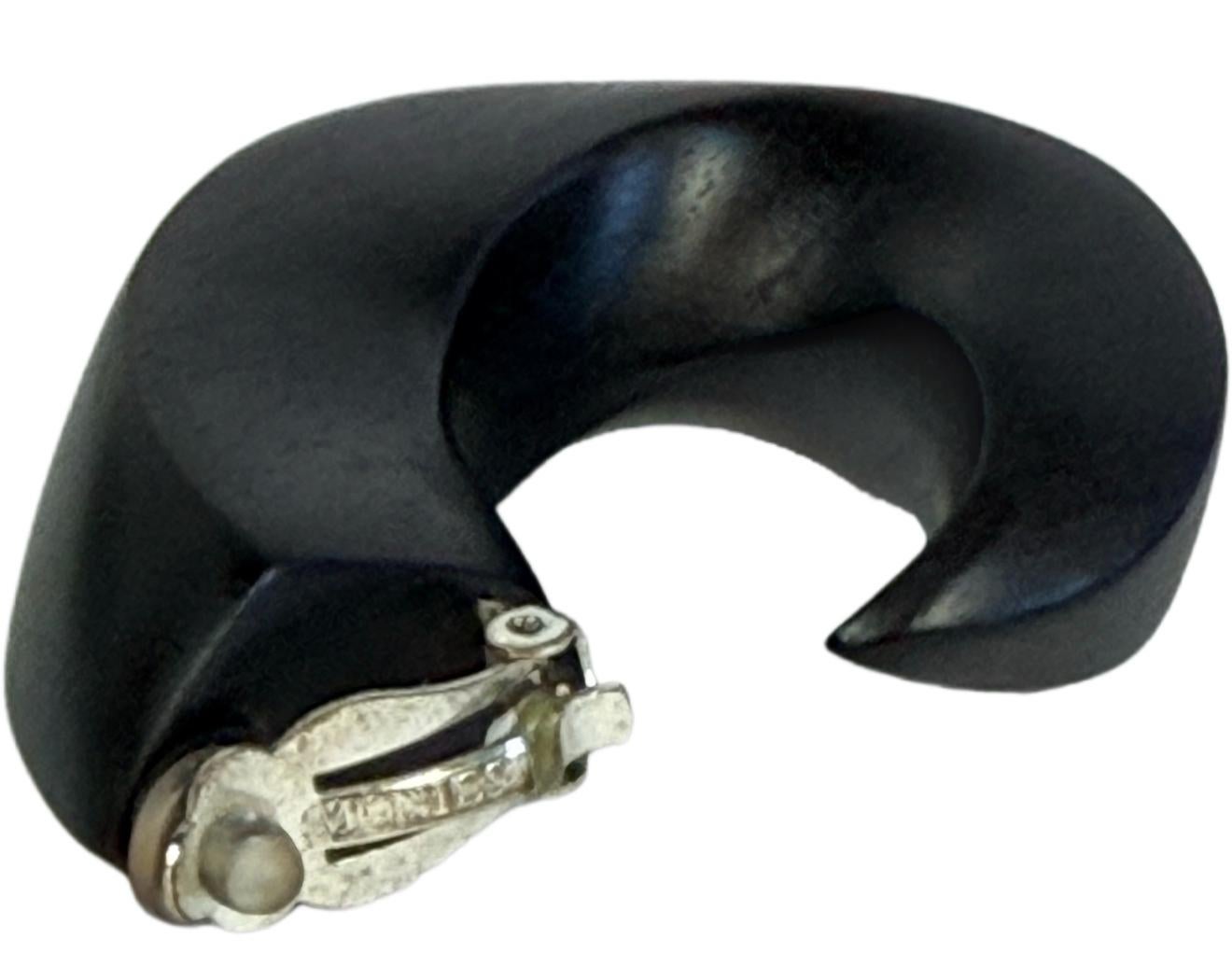 Monies Black Wood Clip-On Earrings 1980s Danish Sculptural 80s Statement Jewelry For Sale 5