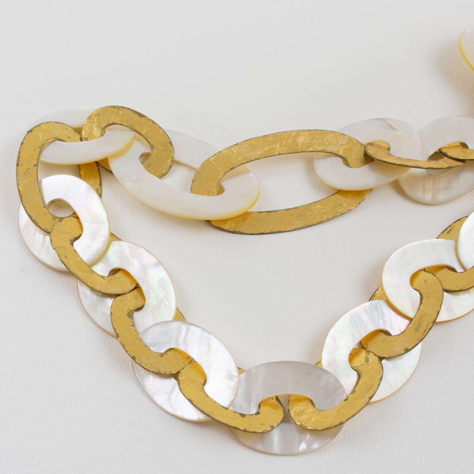 Monies - Collana extra-lunga con fiocchi d'oro e conchiglie in vendita 8