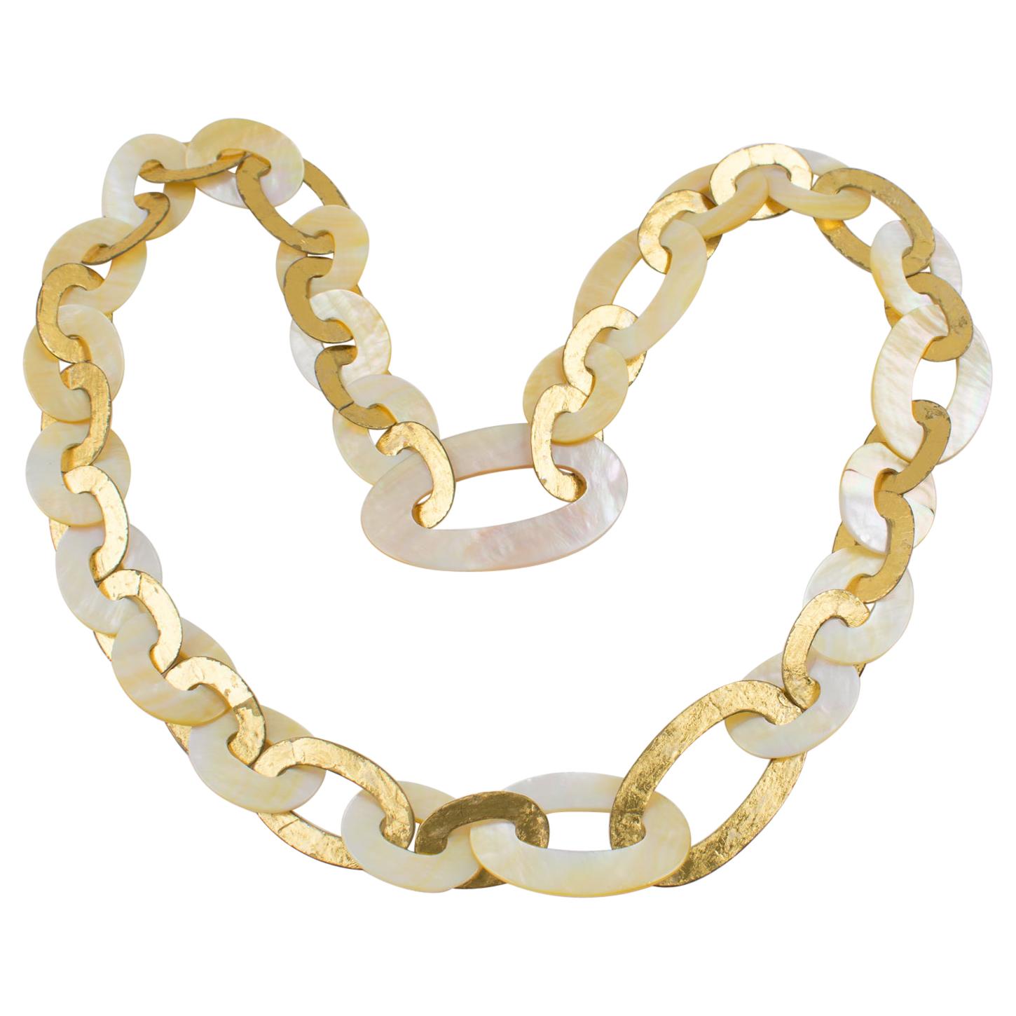 Monies - Collana extra-lunga con fiocchi d'oro e conchiglie in vendita