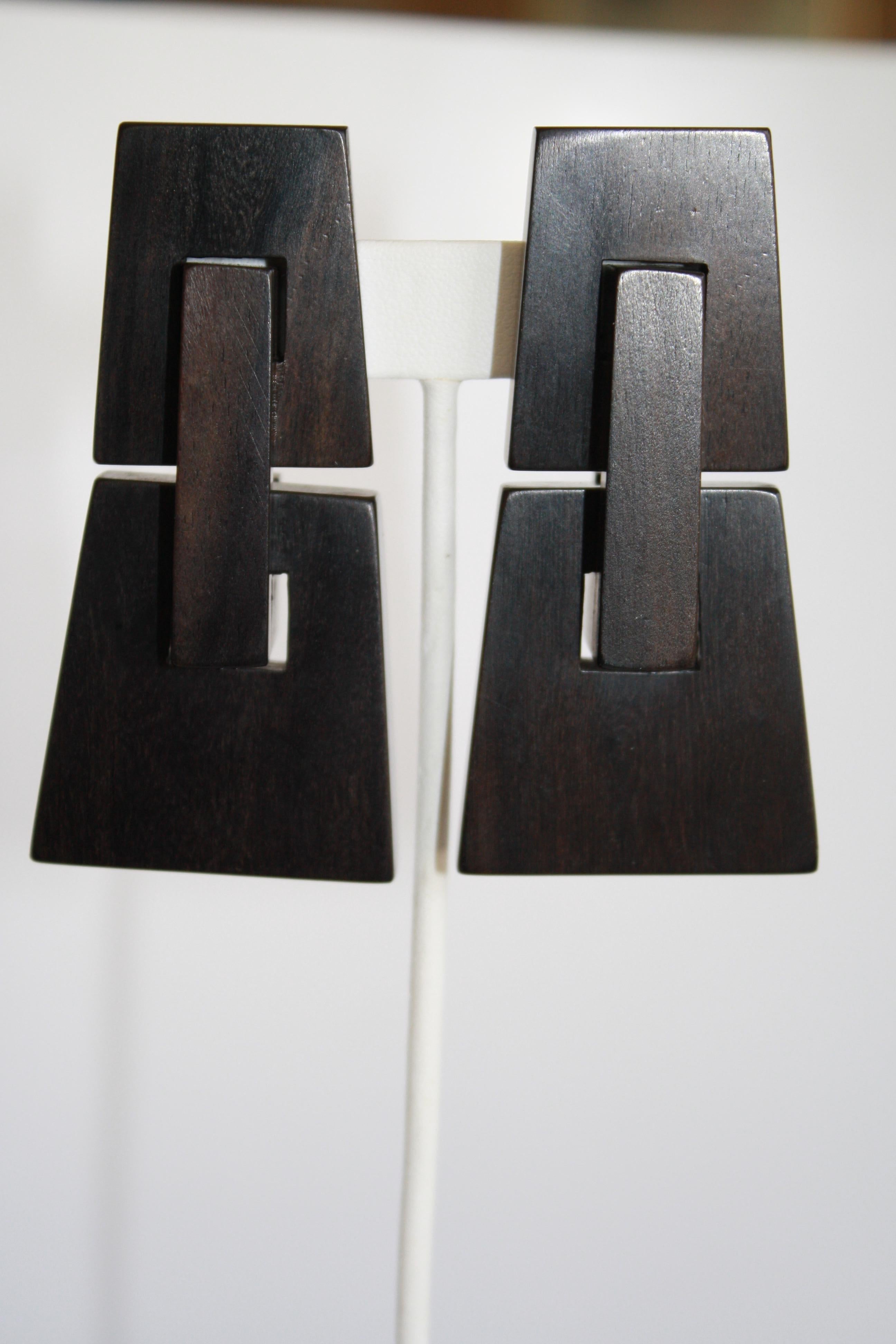Monies Kamagong Wood Clip Earrings In New Condition In Virginia Beach, VA