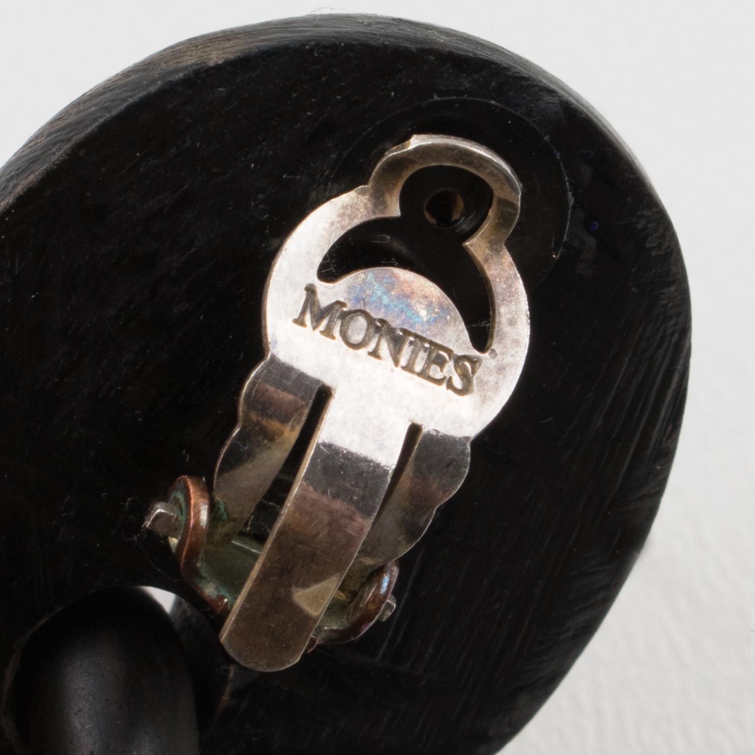 Monies Massive Dangle Clip-Ohrringe aus Acryl und Ebenholzholz im Angebot 1