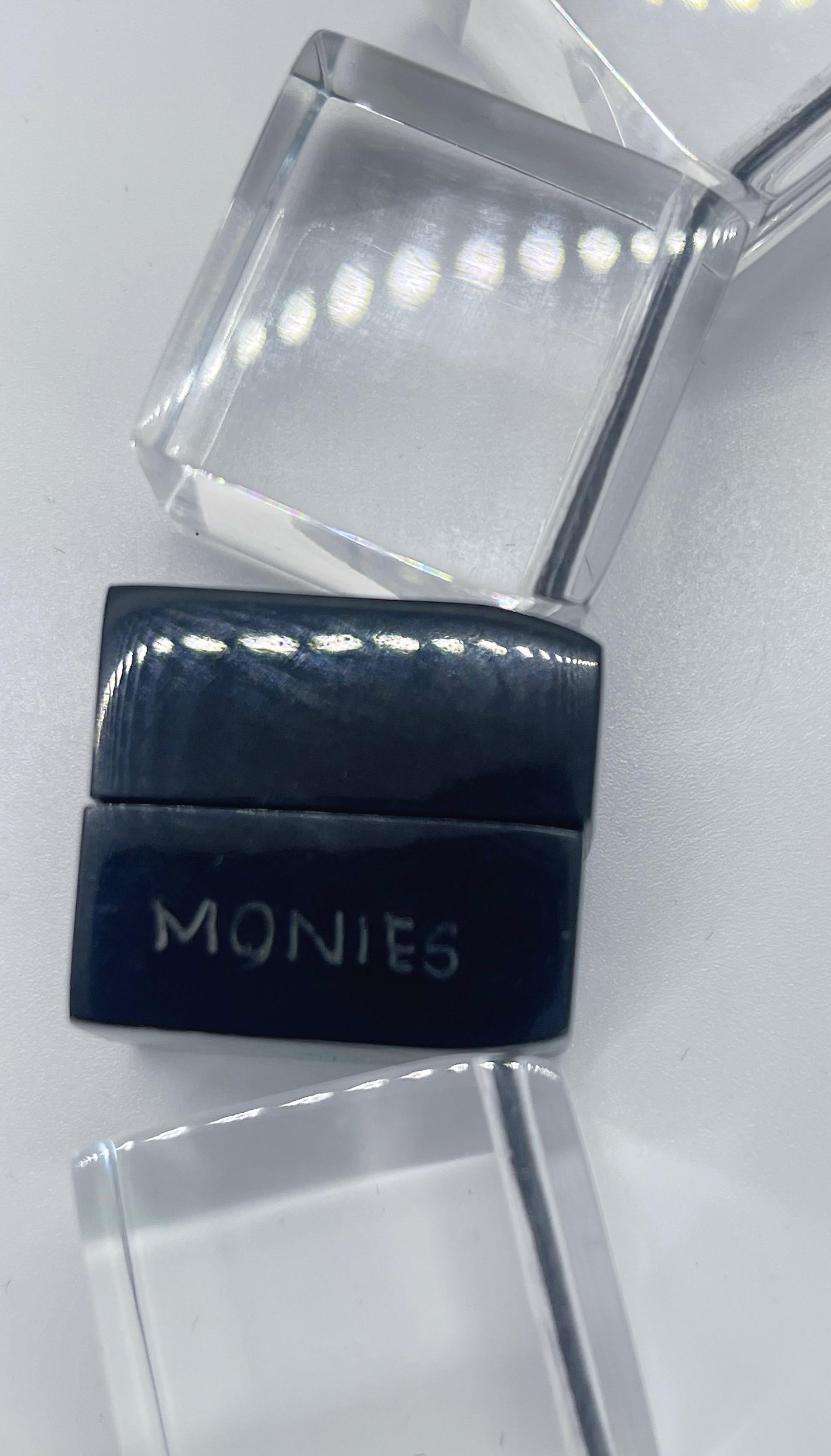 Donna Monies of Denmark - Collana di cristalli trasparenti di lucite quadrata con dichiarazione di stile in vendita