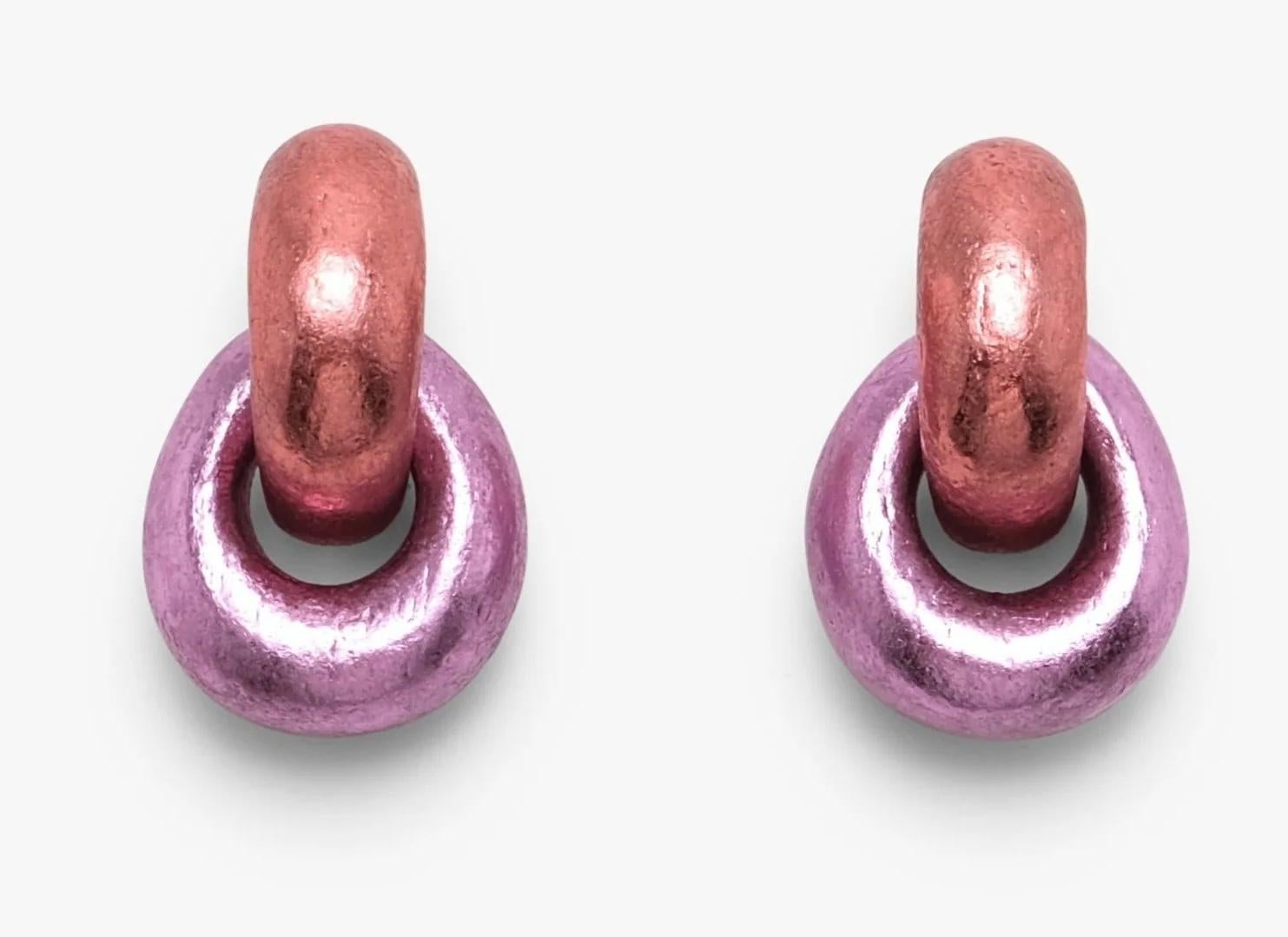 Monies, girocollo con maglie ovali oversize in oro e legno in vendita 3