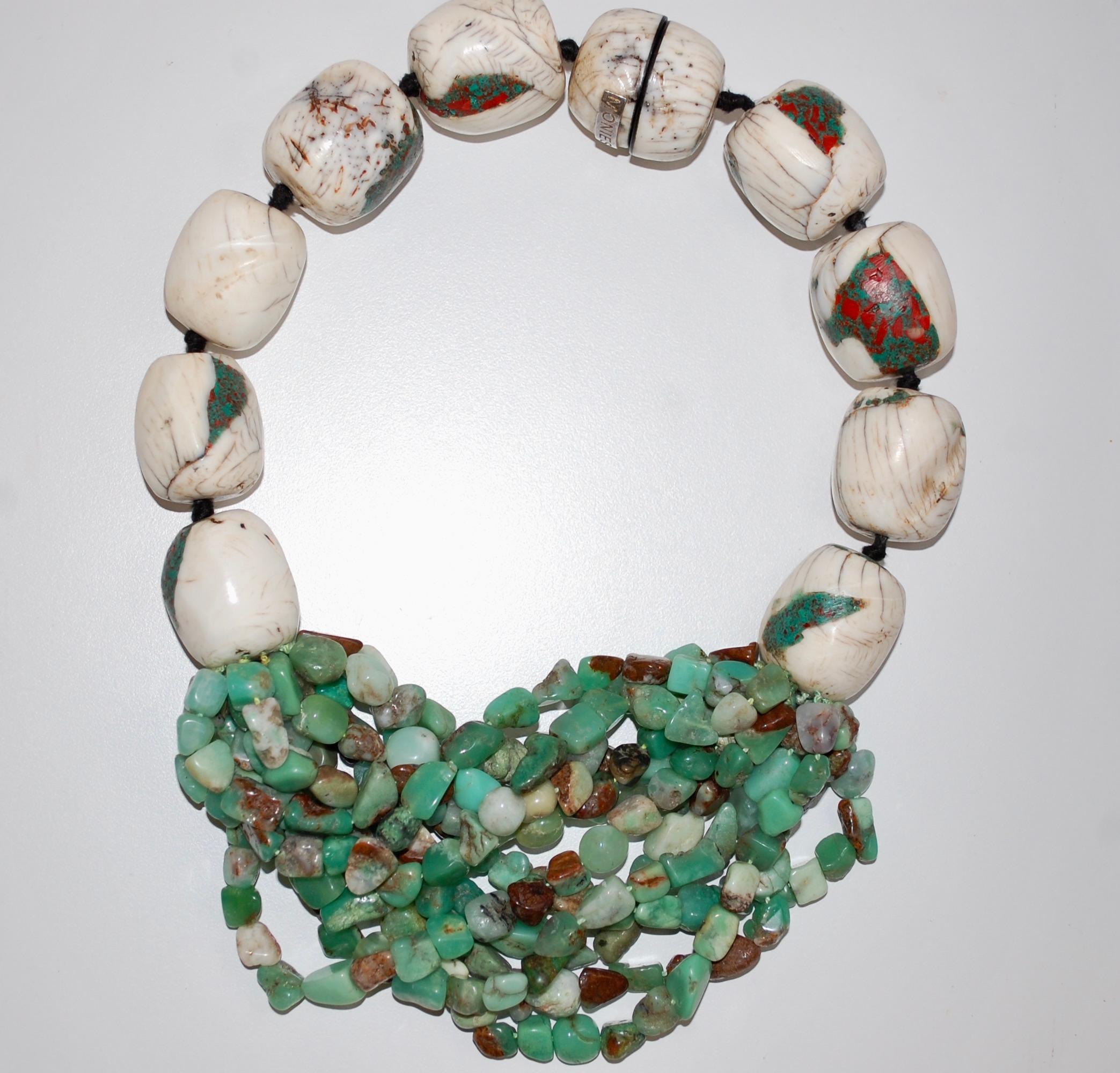  Monies Statement Necklace White Turquoise and Chrysoprase  For Sale 2
