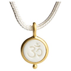 Monika Herré Porcelain Pendant Ohm Symbol Sterling silver gold-plated