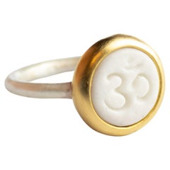 Monika Herré Porcelain Ring Ohm Symbol Small sterling silver gold-plated