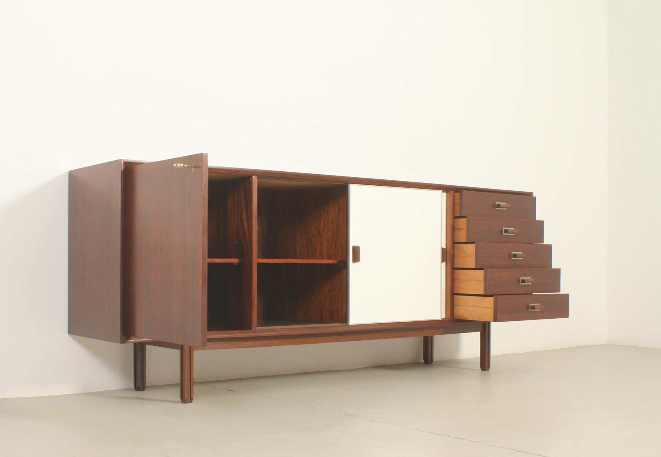 Monika Sideboard by George Coslin for Faram, Italy, 1960's For Sale 6