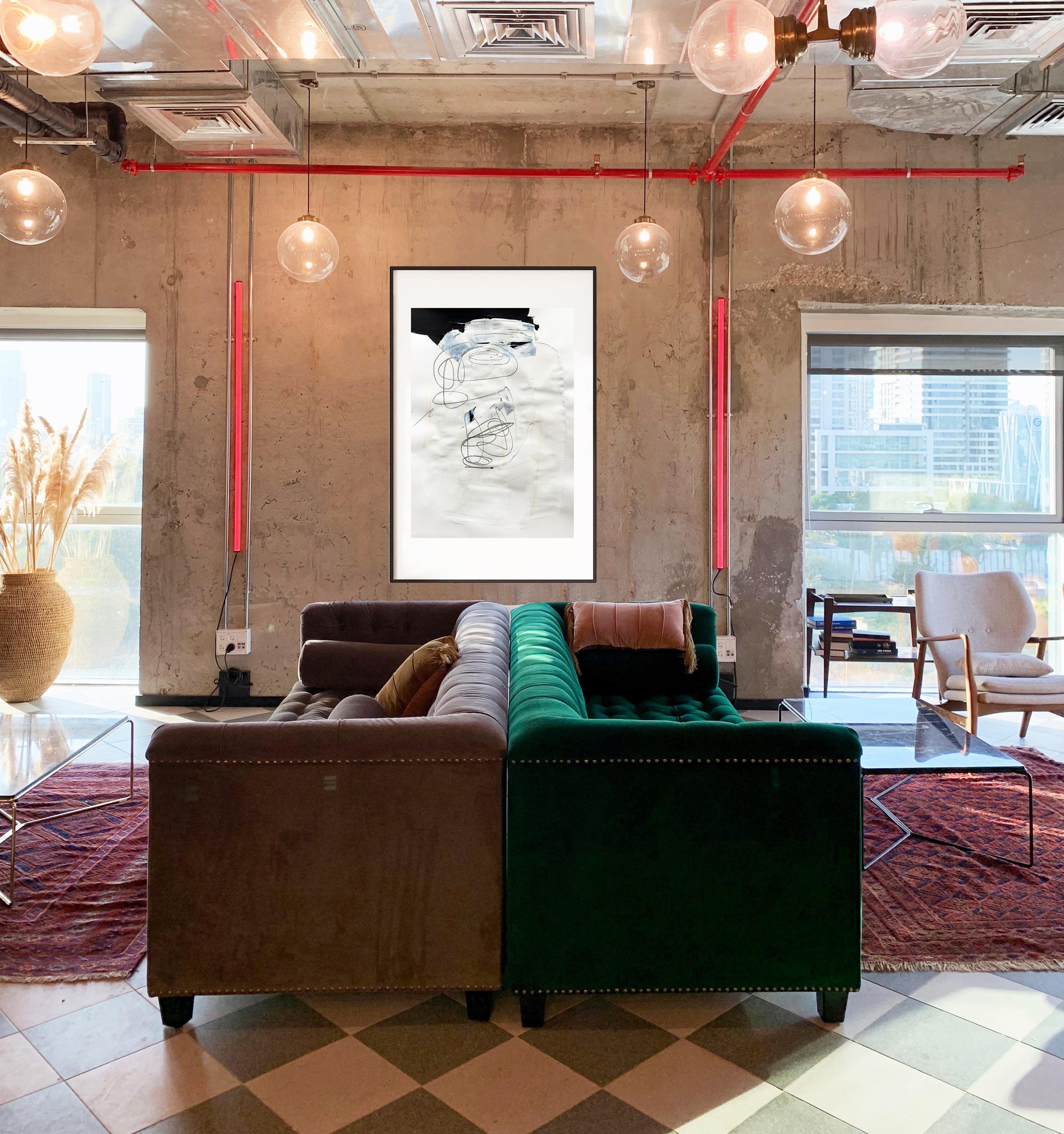 Free White 3 - Abstraktes Gemälde mit Struktur in Weiß und Schwarz auf Papier, 2025 im Angebot 6