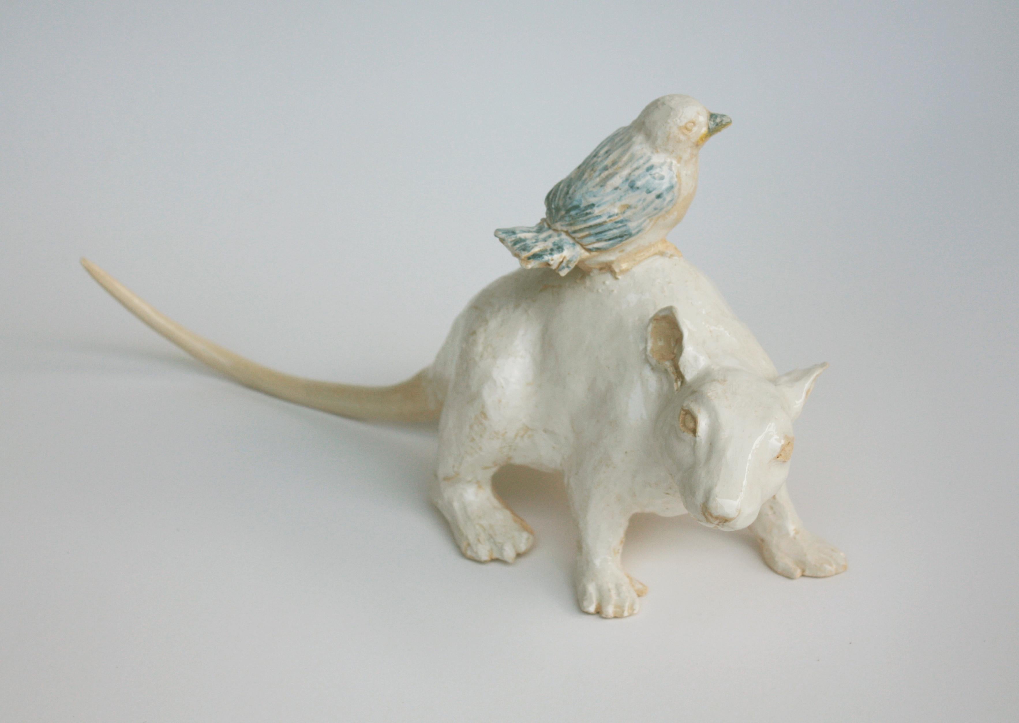 Un rat avec un tigre - Sculpture unique en céramique émaillée faite à la main, portrait d'animaux en vente 1