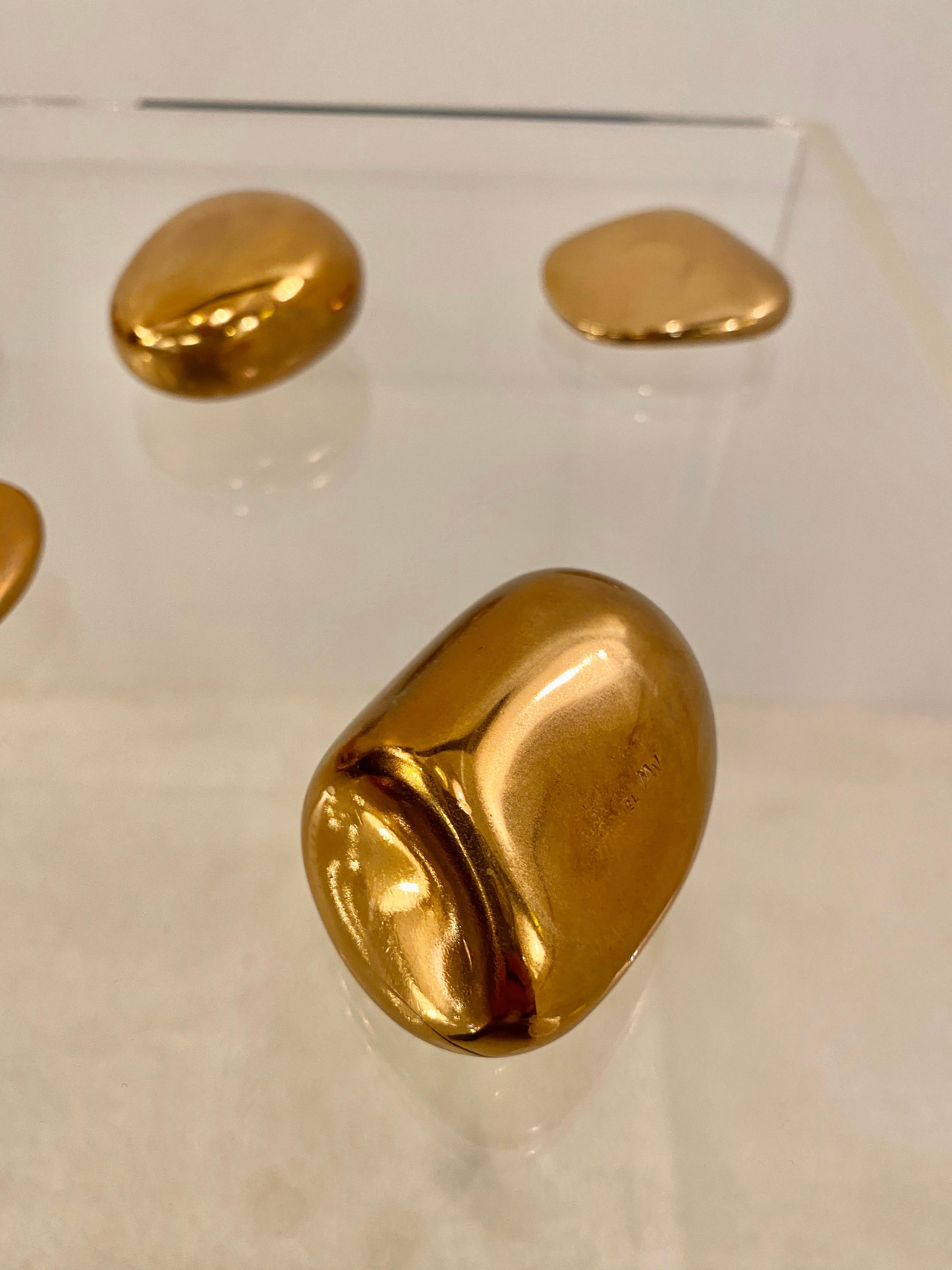 Monique Gerber Bronze-Steine Skulptur:: 1970er Jahre 1
