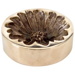 Monique Gerber Bronze Vide Poche Motif Daisy or Marguerite French Design