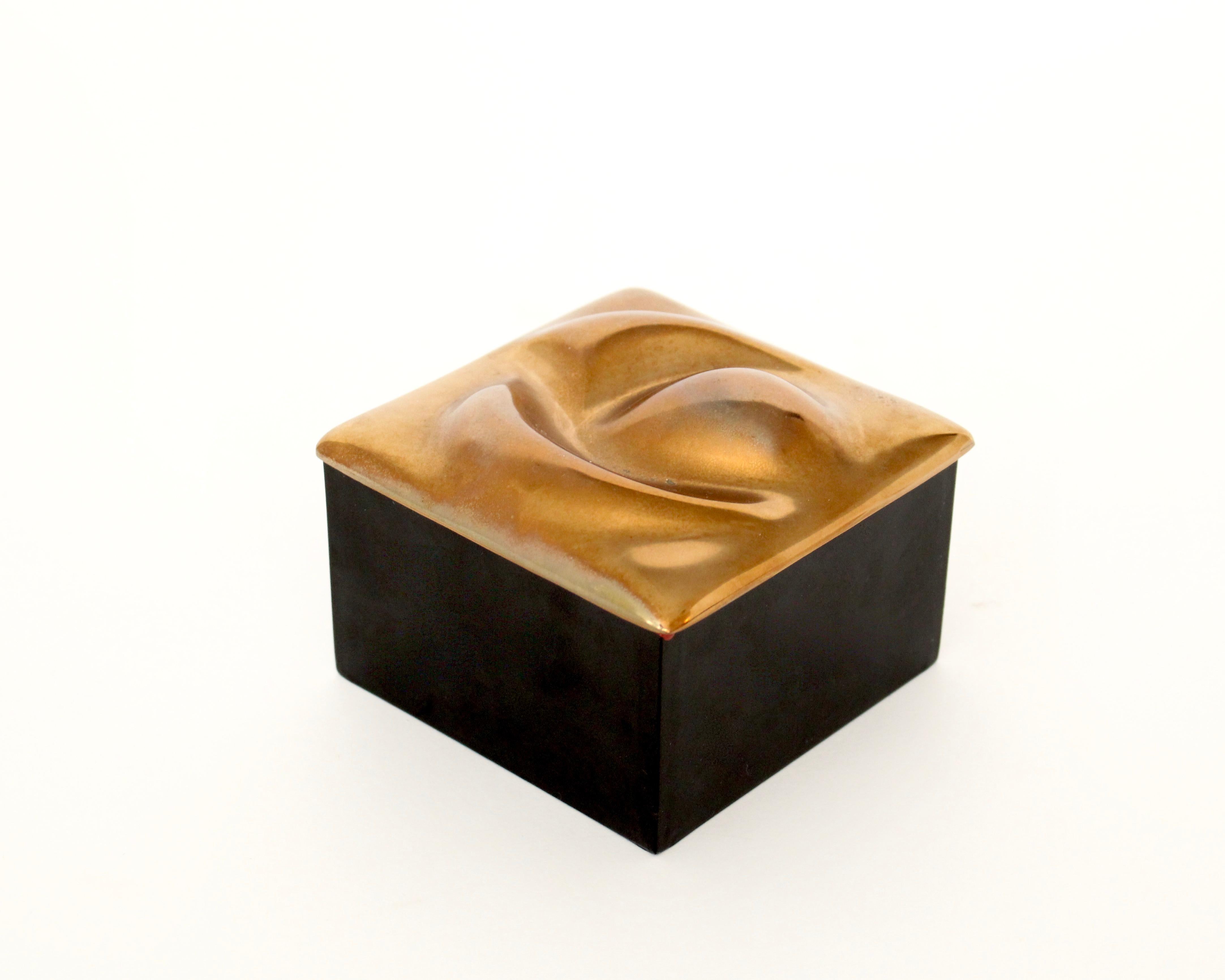 Monique Gerber French Bronze Lidded Sculptural Top and Black and Red Lacquer Box 6