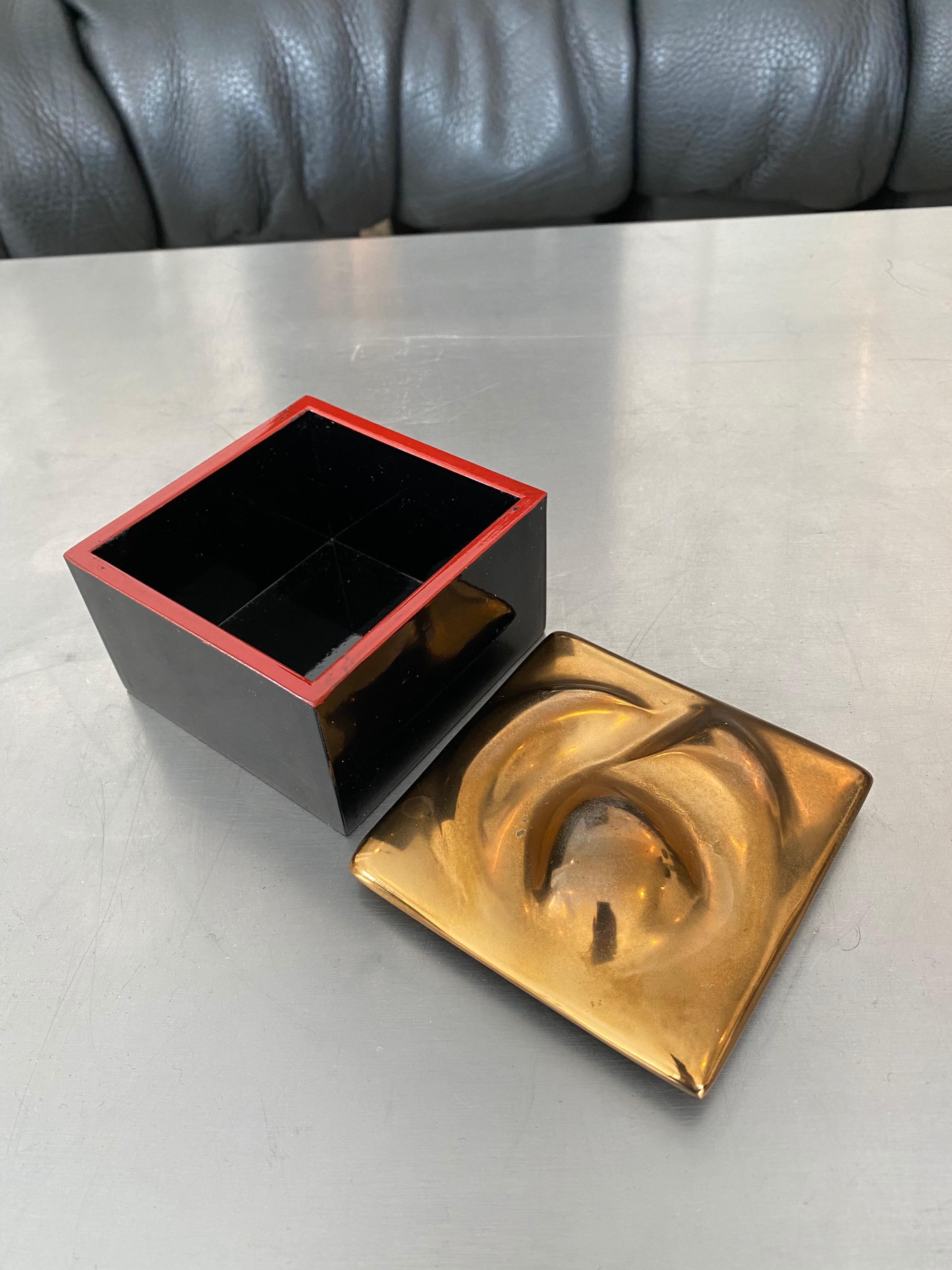 Monique Gerber French Bronze Lidded Sculptural Top and Black and Red Lacquer Box 8