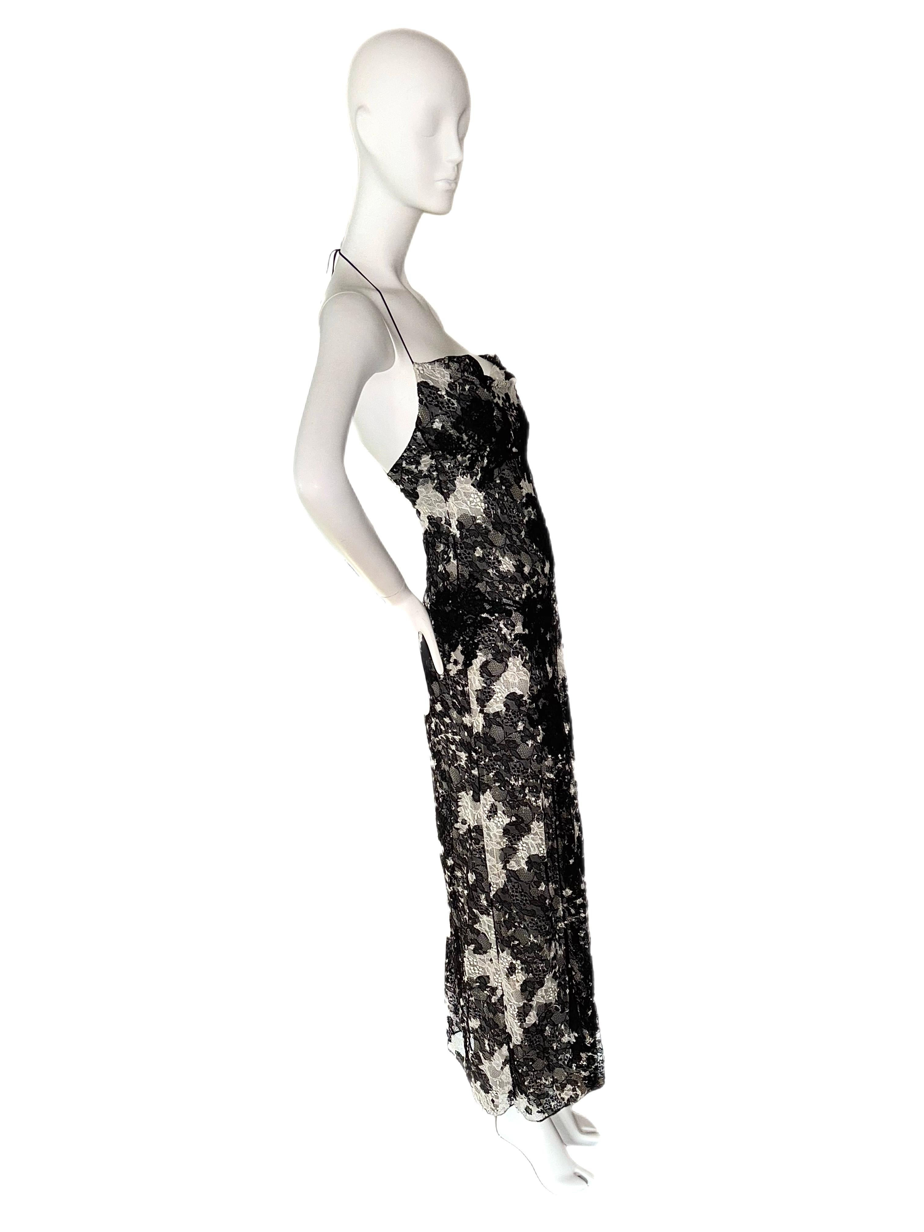 MONIQUE LHUILLIER 2003 Vintage Runway Black + White Silk Lace Gown In Good Condition For Sale In Leonardo, NJ