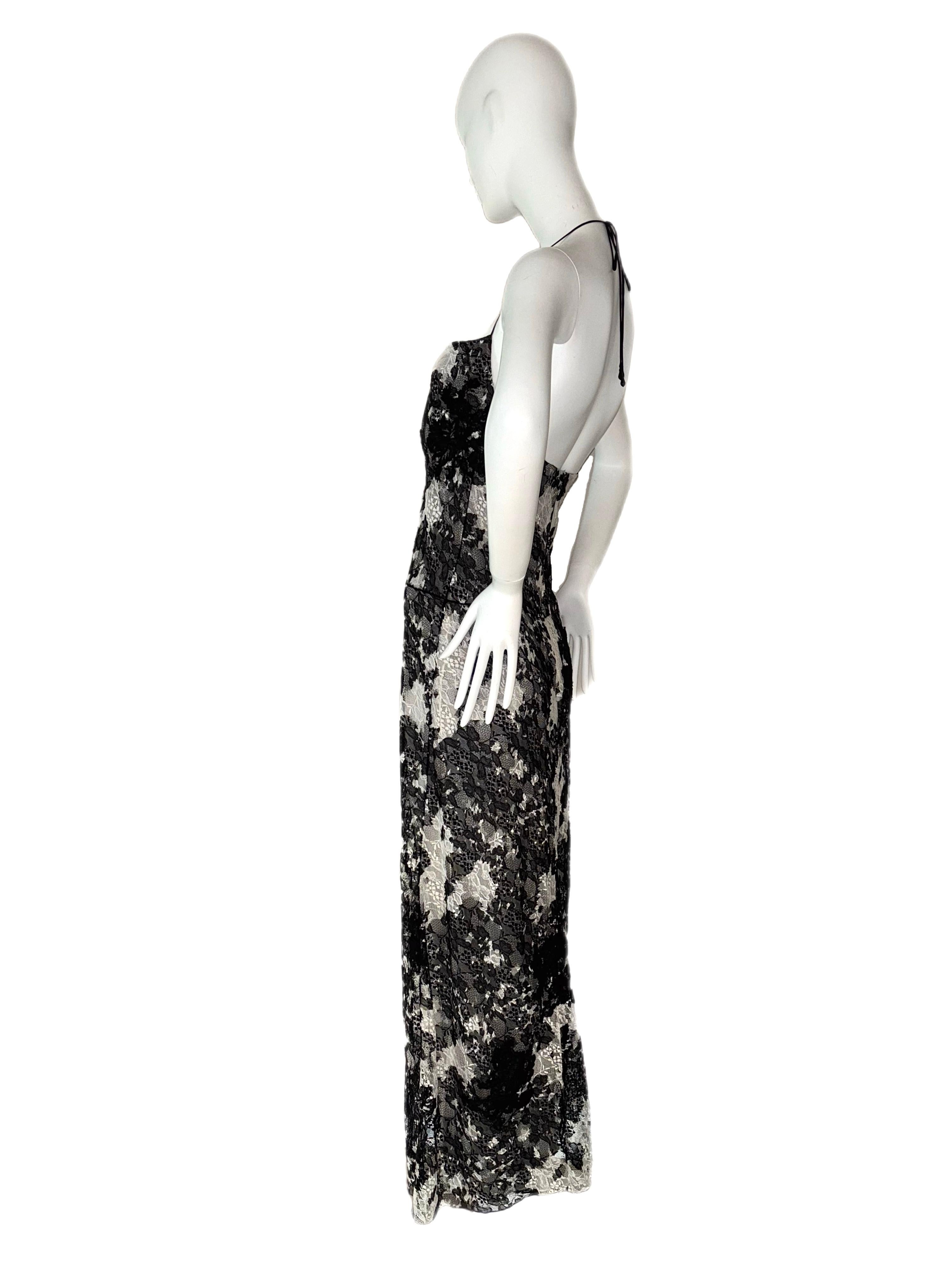 Women's MONIQUE LHUILLIER 2003 Vintage Runway Black + White Silk Lace Gown For Sale