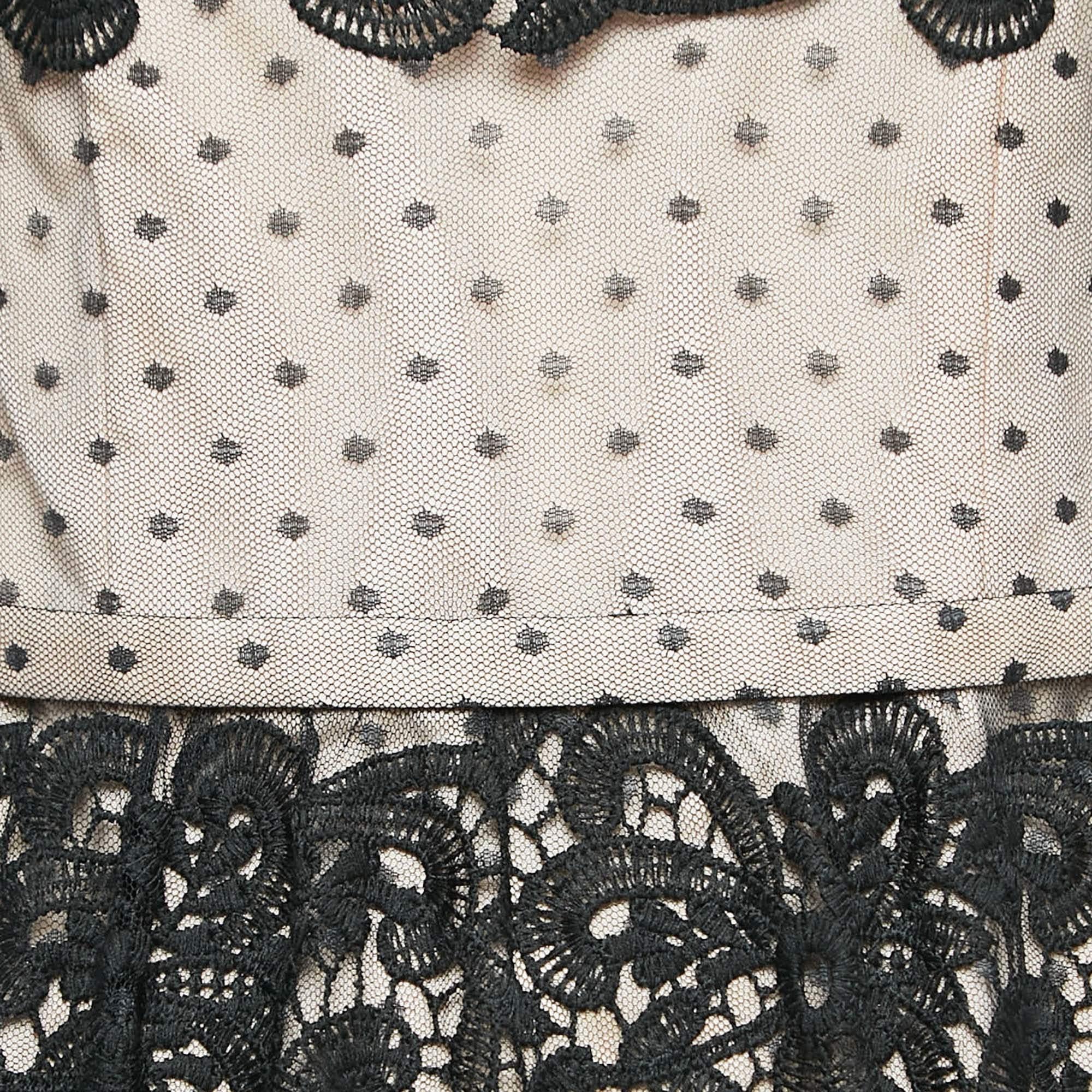 De las mujeres Monique Lhuillier Maxivestido negro de encaje y manga corta S en venta
