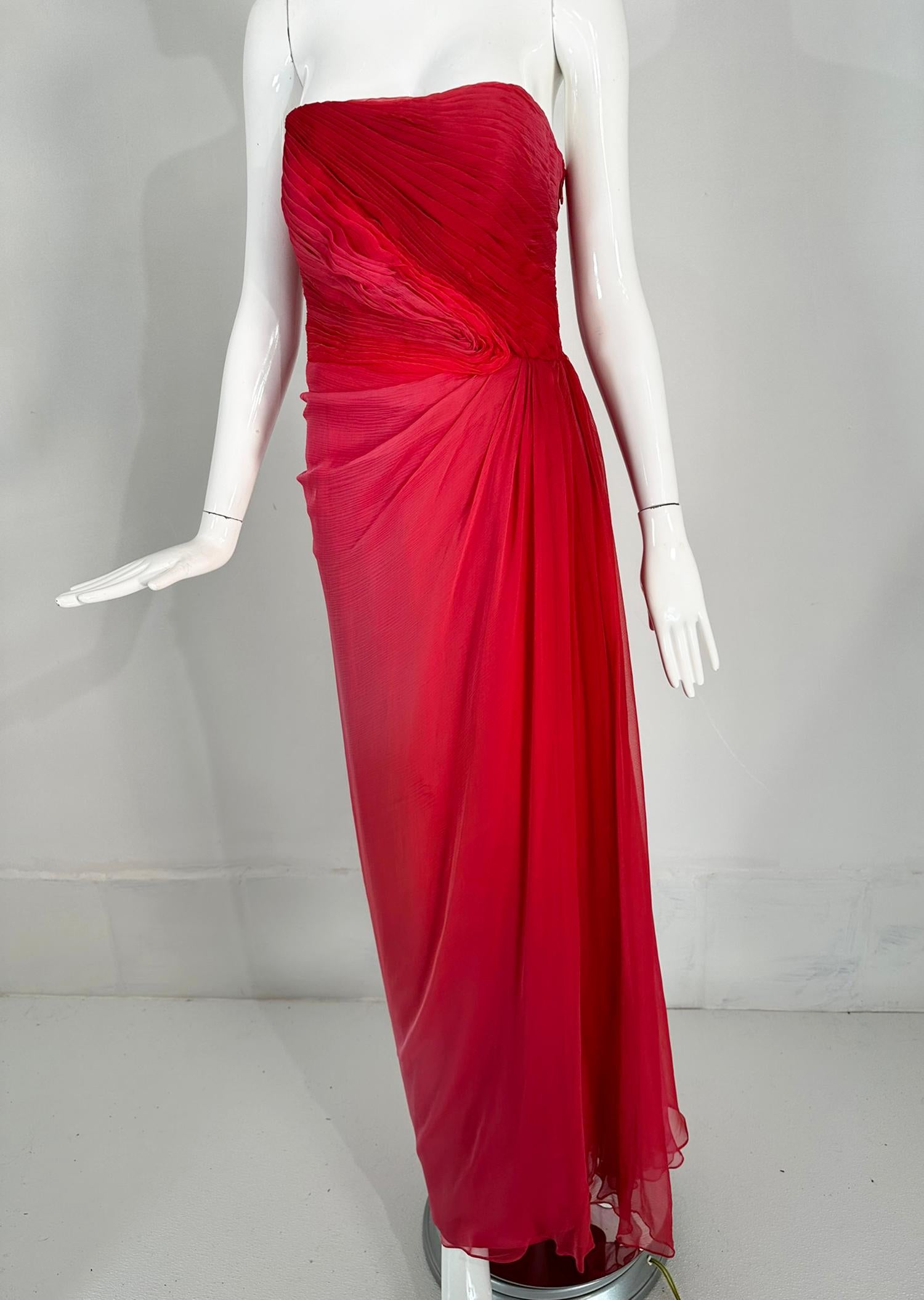Monique Lhuillier Collection Red Pink Pleated Ombre Silk Chiffon Strapless Gown  For Sale 7