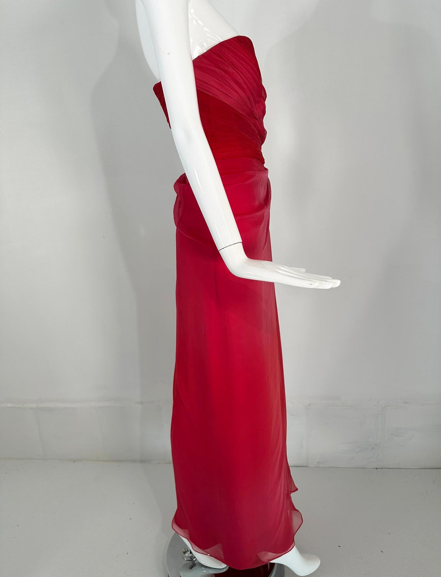 Monique Lhuillier Collection Red Pink Pleated Ombre Silk Chiffon Strapless Gown  For Sale 4
